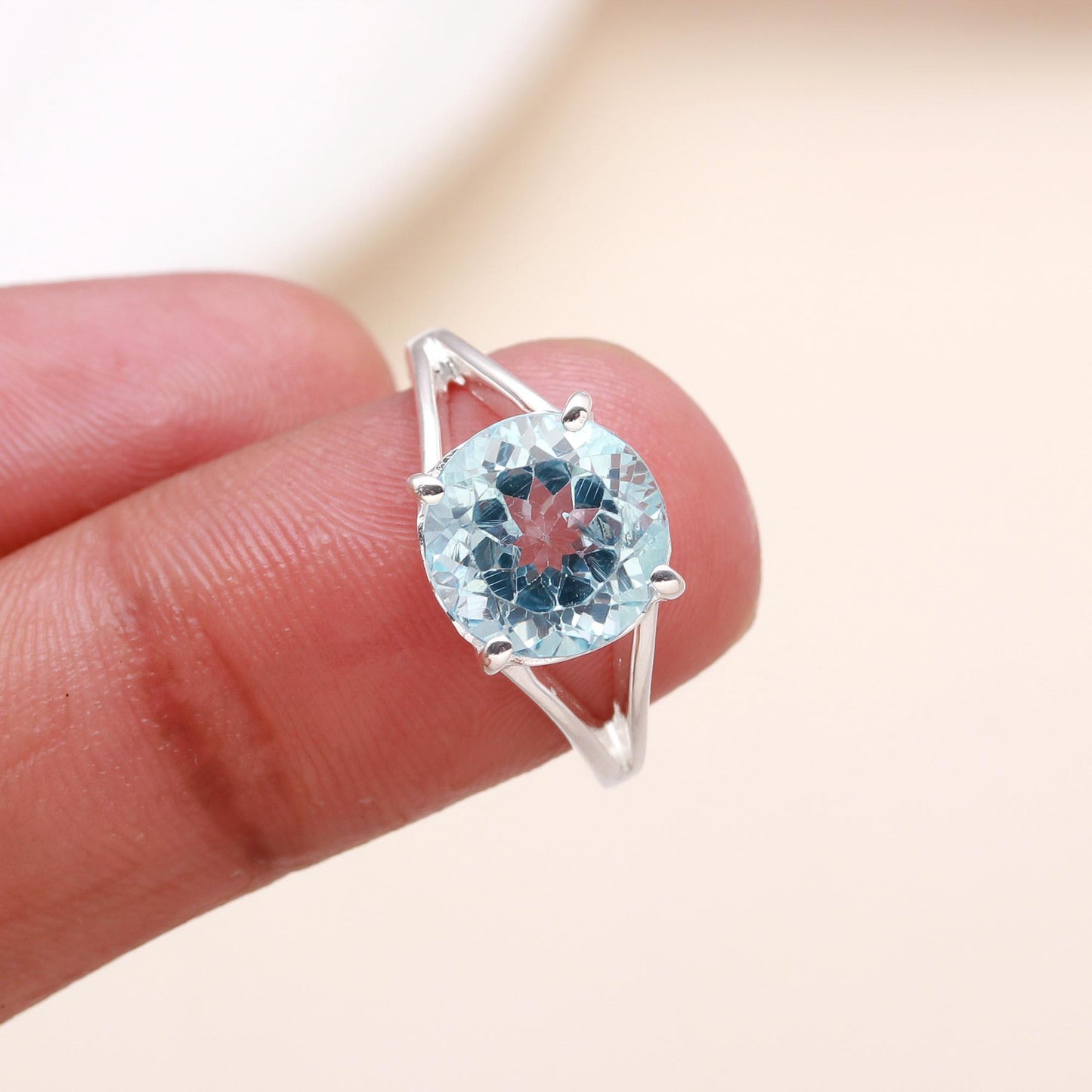 92.5 Silver Blue Stone Ring