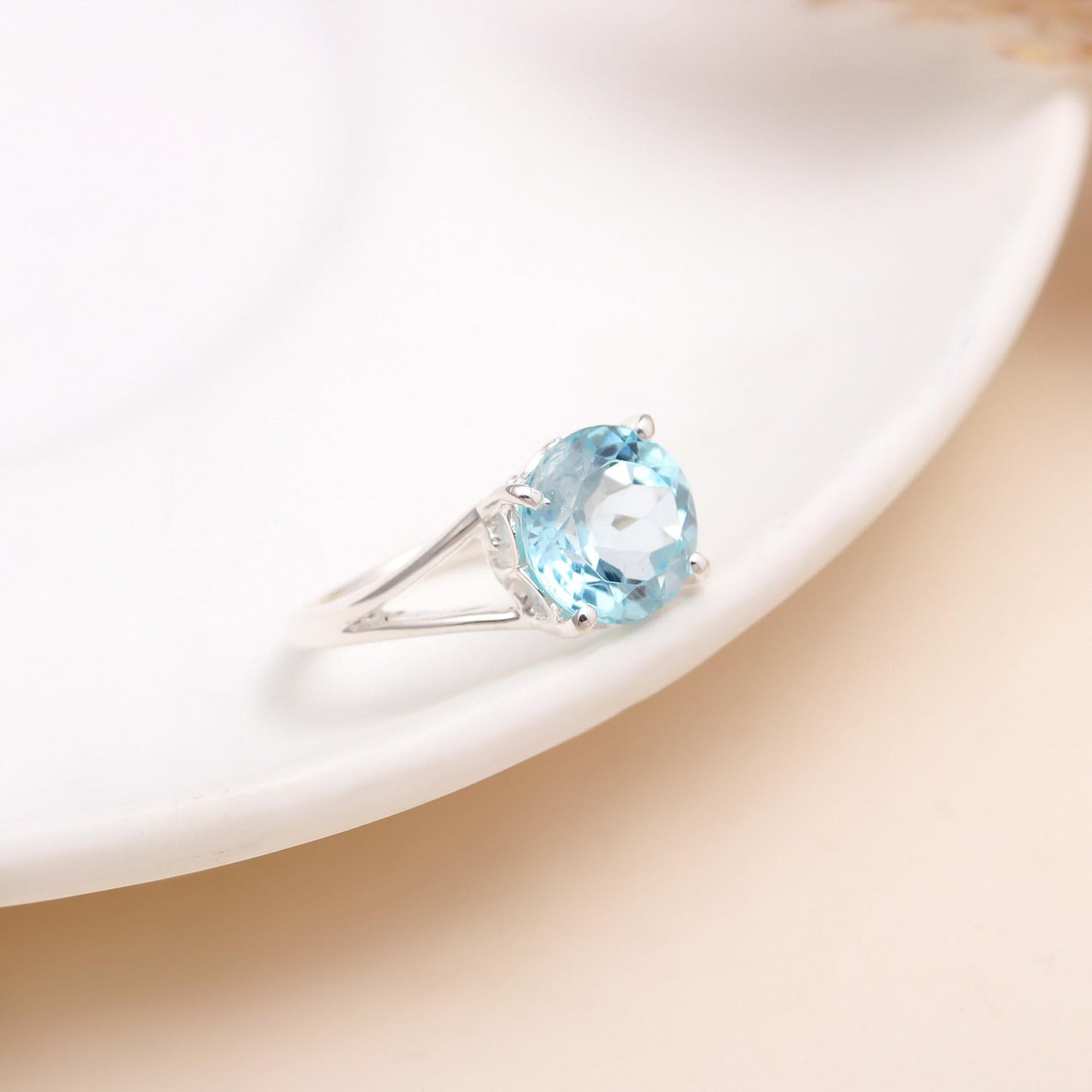 92.5 Silver Blue Stone Ring