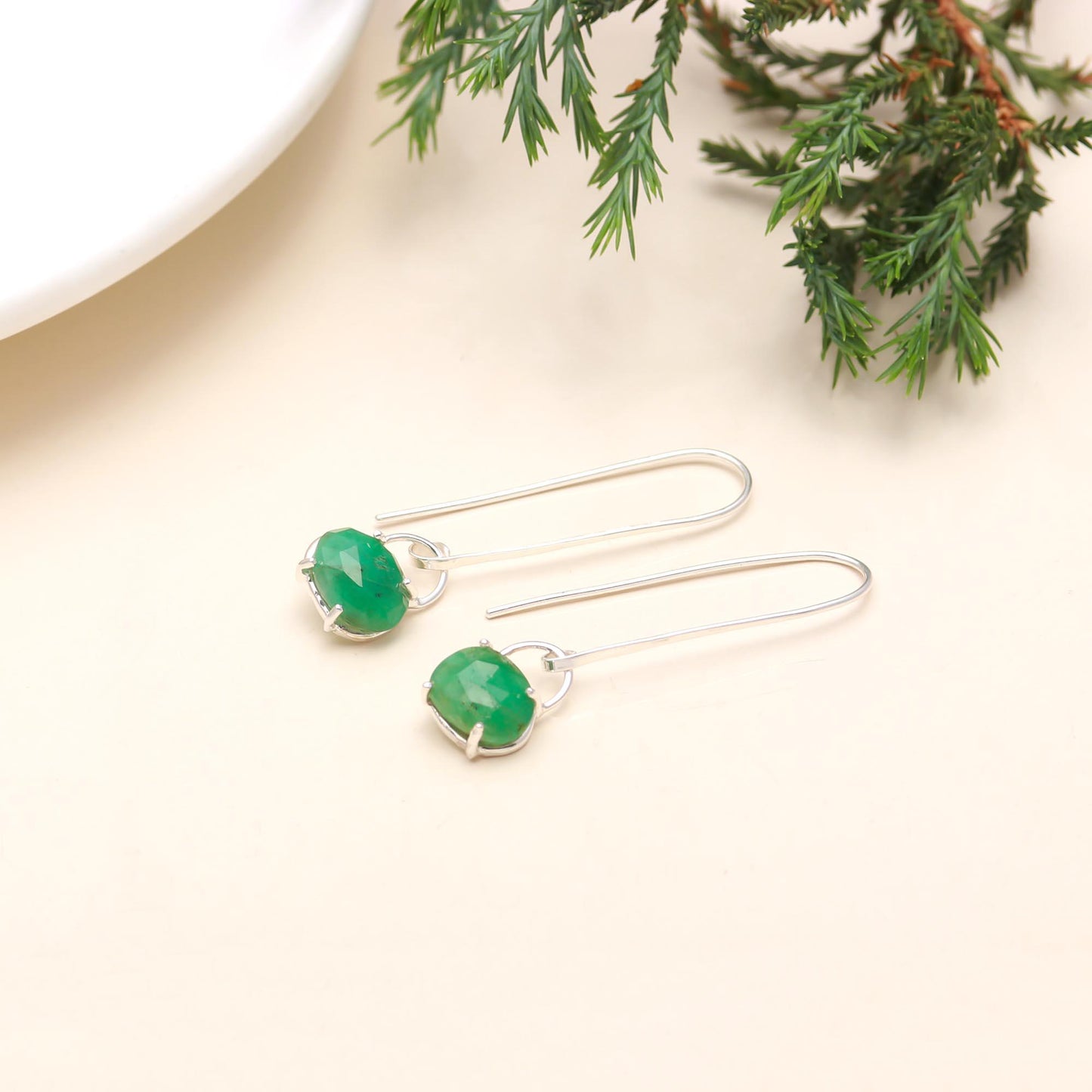 92.5 Silver Emerald Hanging Earrings