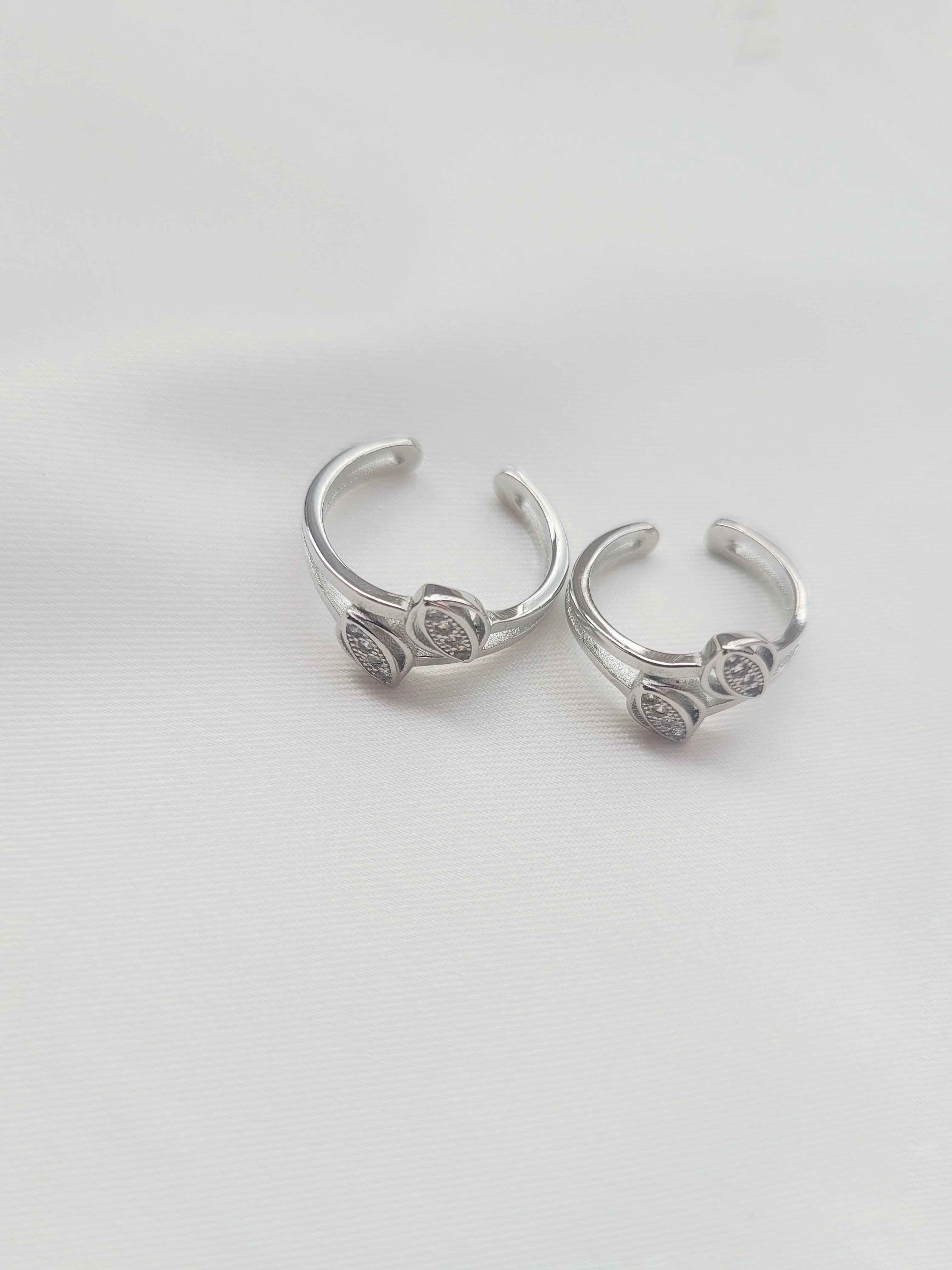 Leaf Harmony 92.5 Silver Toe Rings - Pair