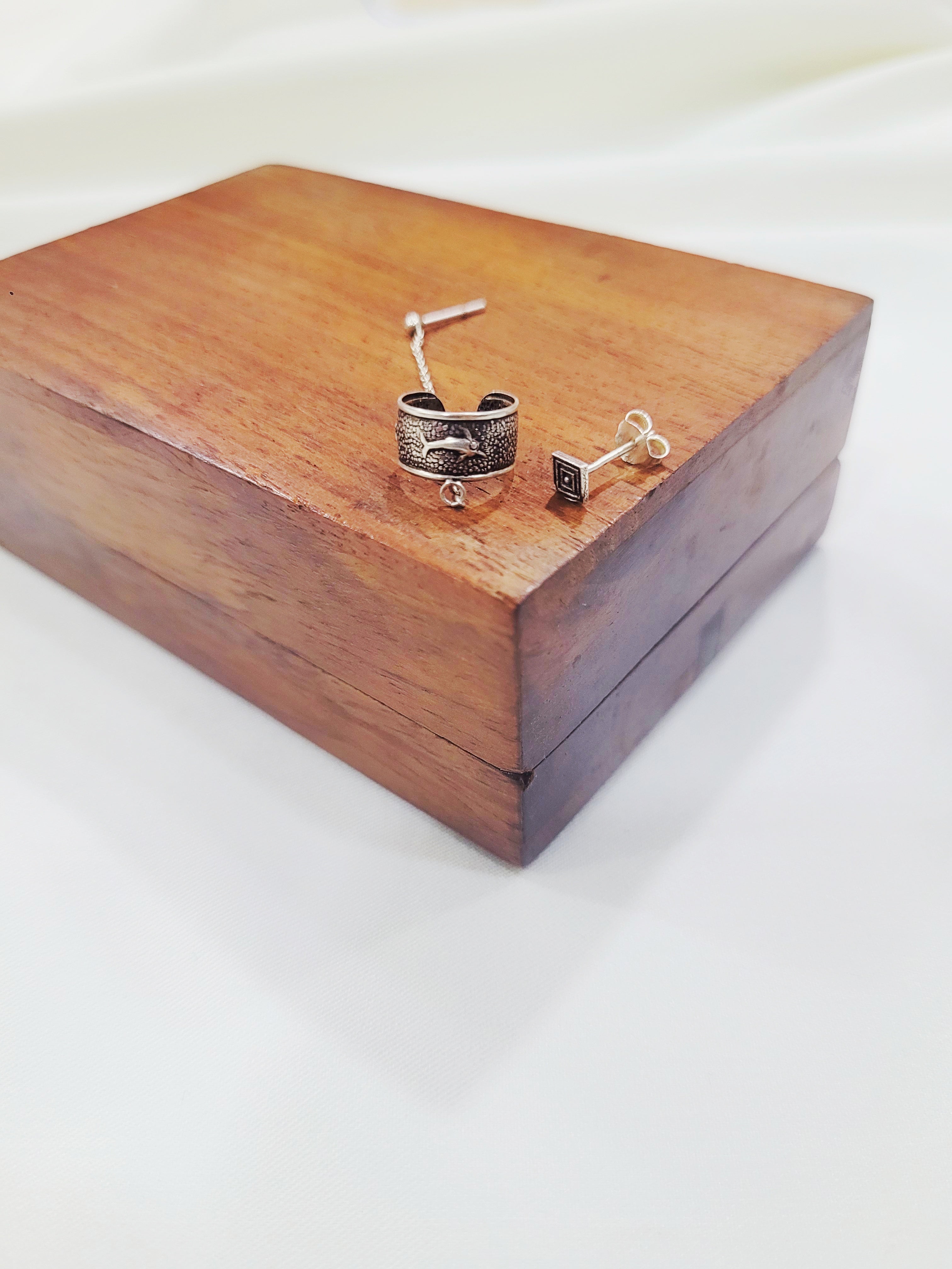 Tarang - Cuff Chain And Stud 92.5 Silver Earrings Pair