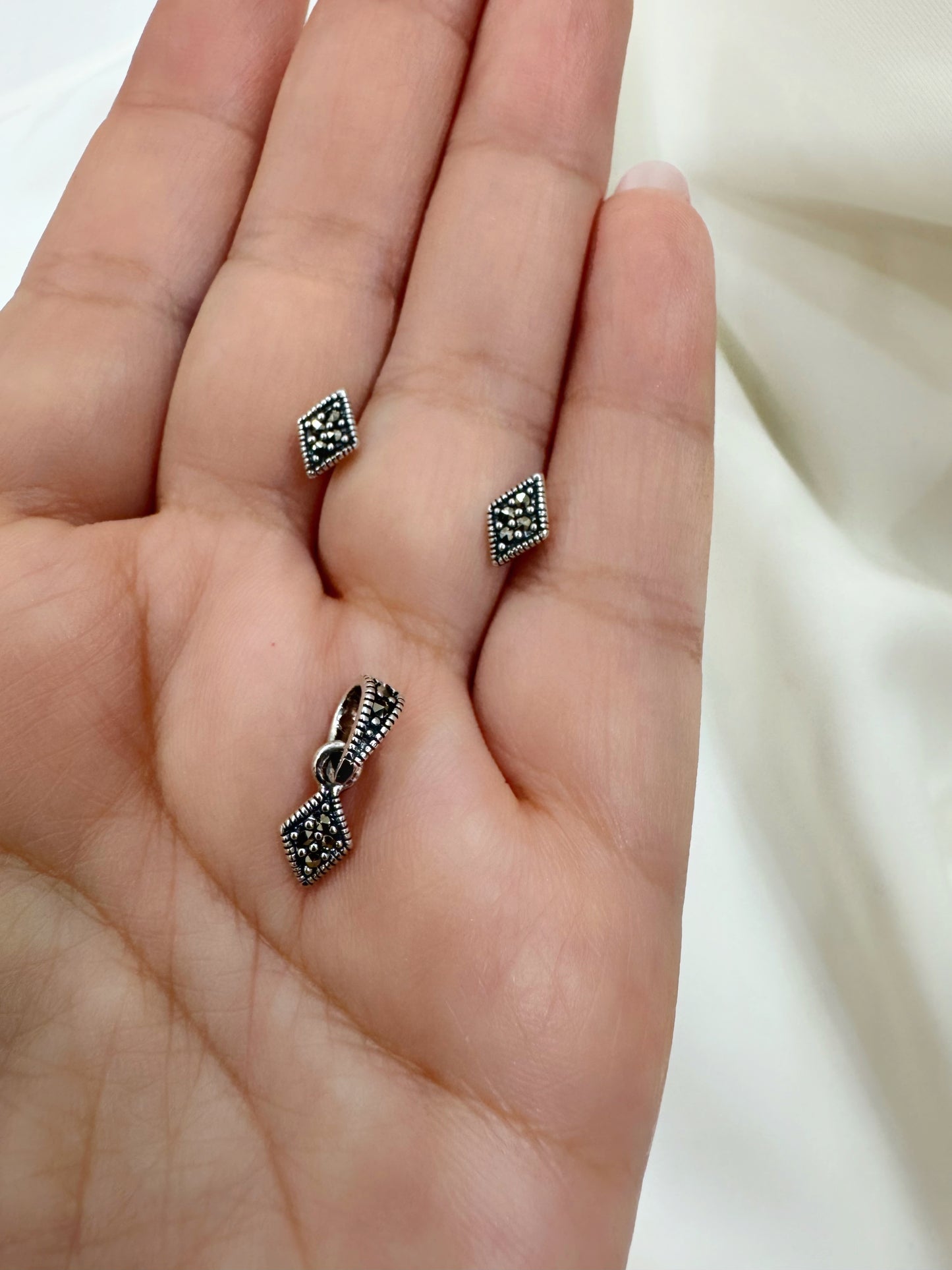 Noorpatra – Diamond Shape Marcasite 92.5 Silver Earrings & Pendant Set
