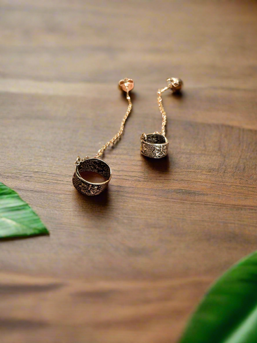 Raag Ear Chain Cuff Earrings