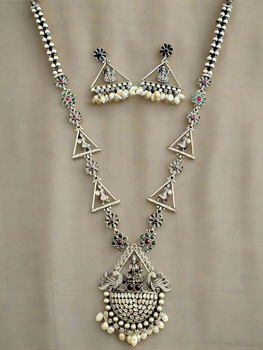 92.5 Antique Silver Saraswati Temple Necklace Set