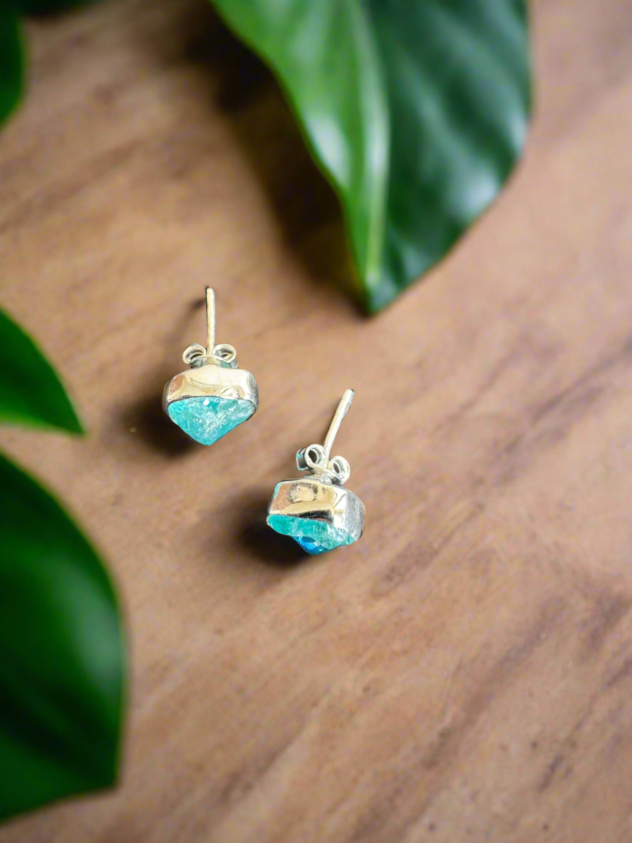 92.5 Silver Rough Stone Blue Stud Earrings