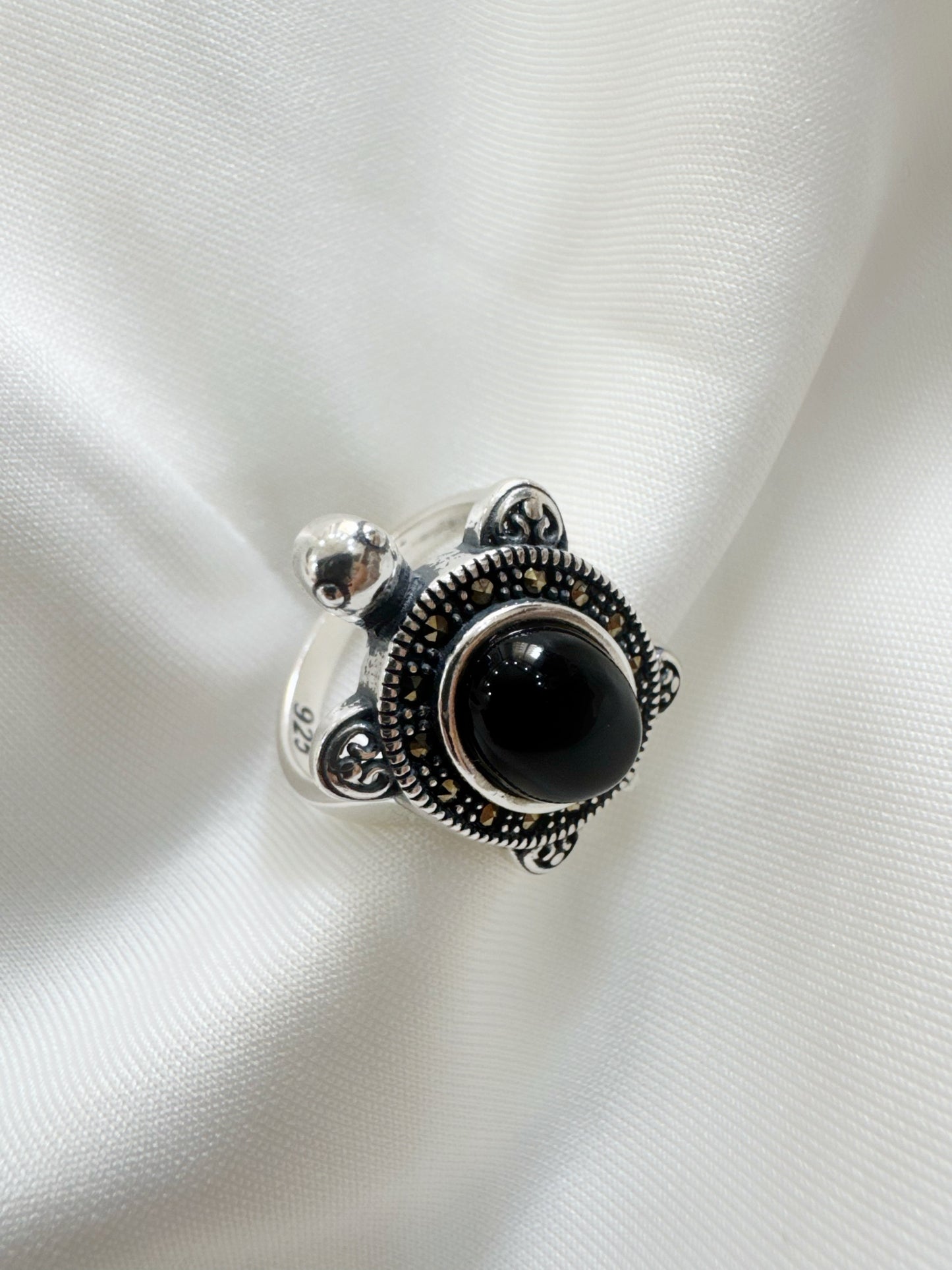 Marcasite Lucky Back 92.5 - Tortoise Ring