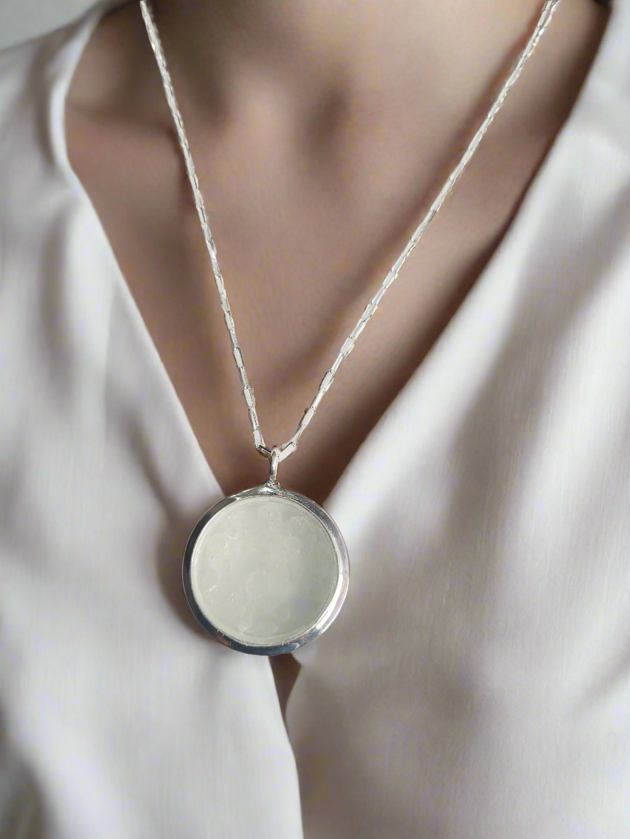92.5 Silver Crystal Glass Pendant with Chain Necklace