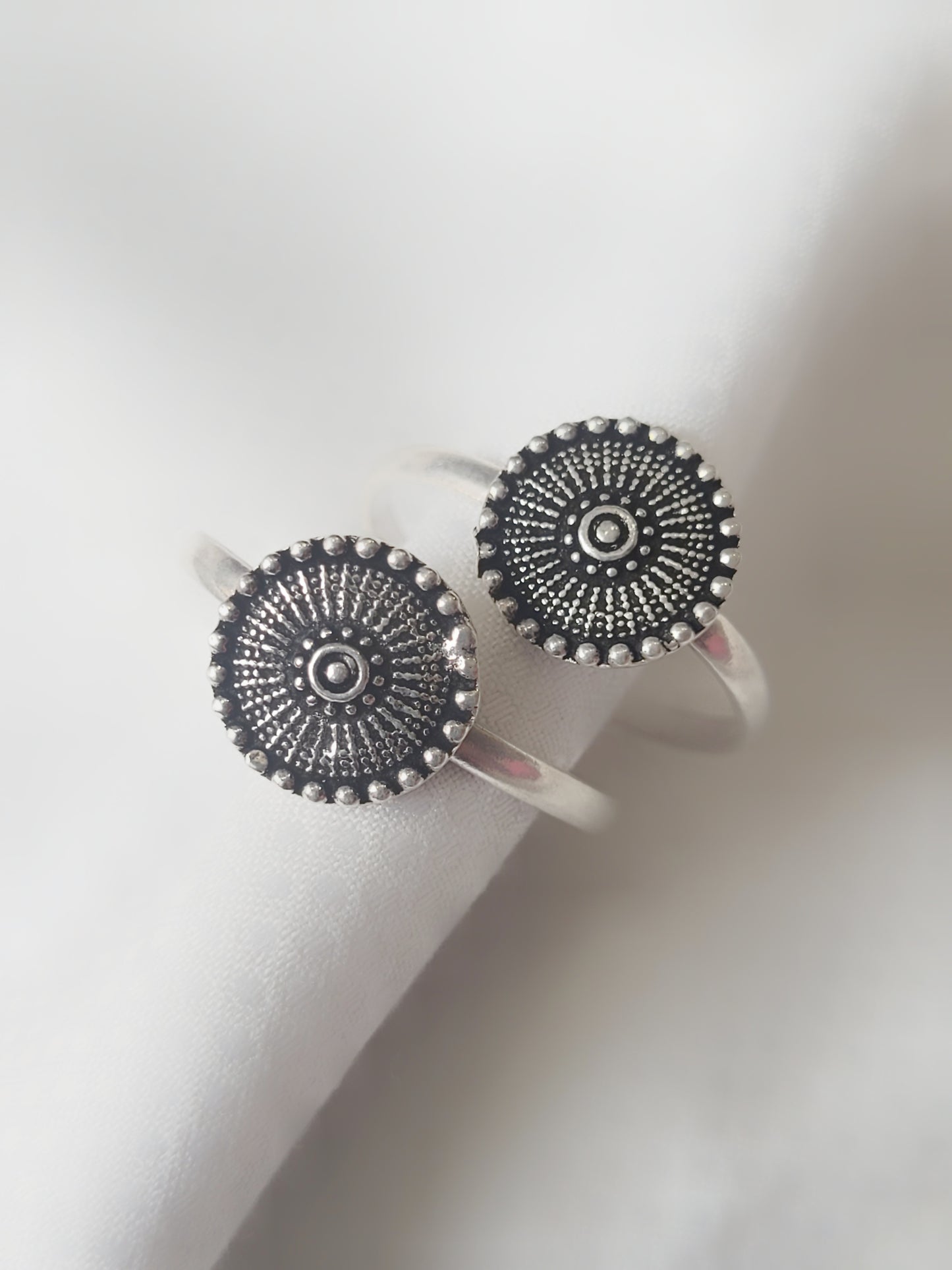 Tribal Sunburst 92.5 Silver Toe Rings - Pair