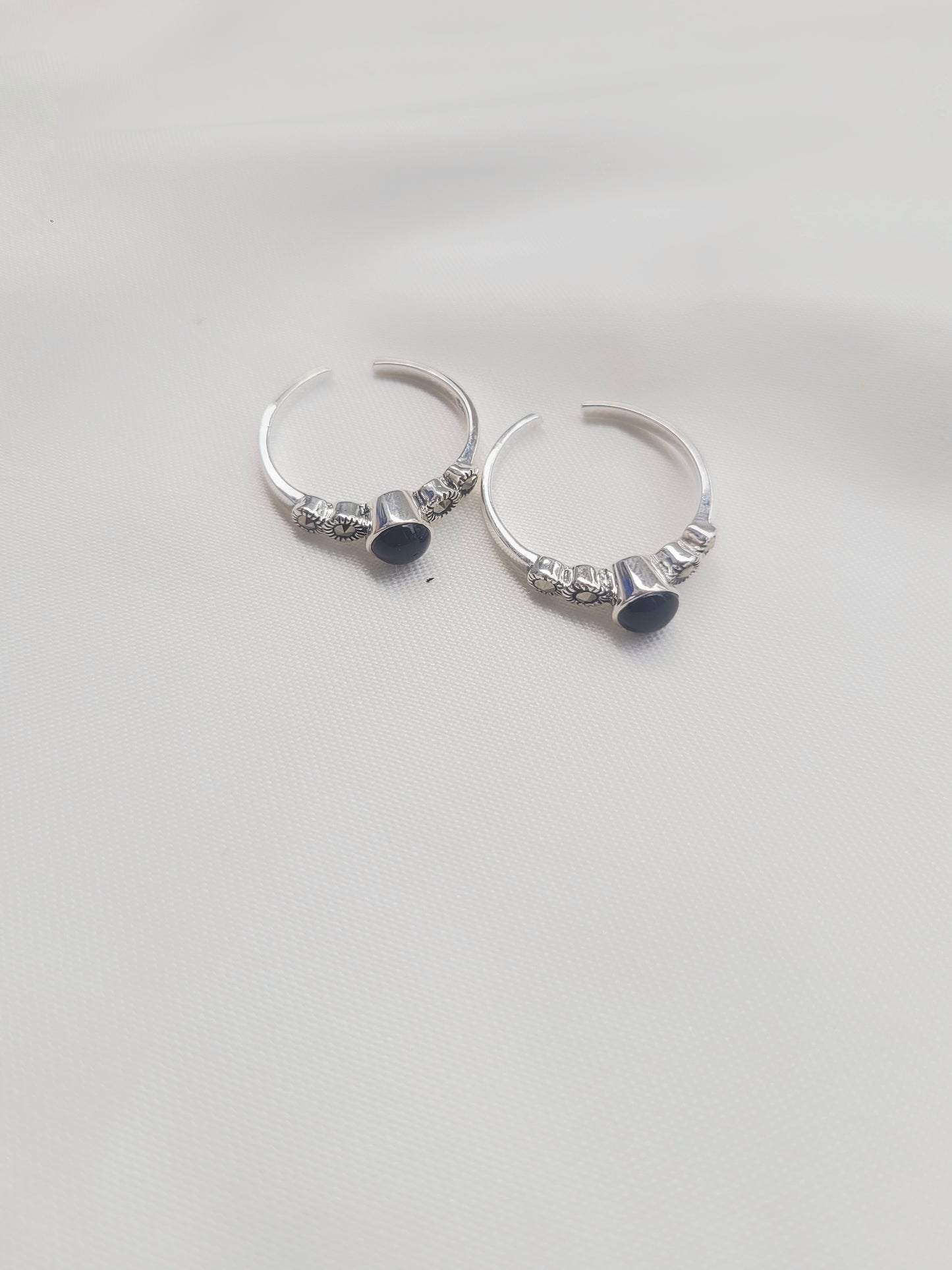 Marcasite Royal Midnight Toe Rings 92.5 Silver - Pair