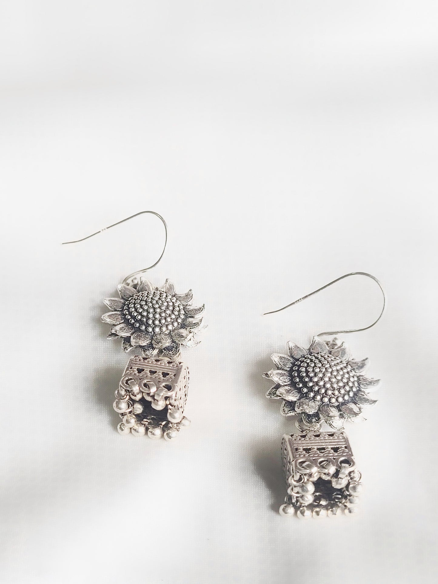 The Sunshine 92.5 Silver Nritya Jhumki Earrings