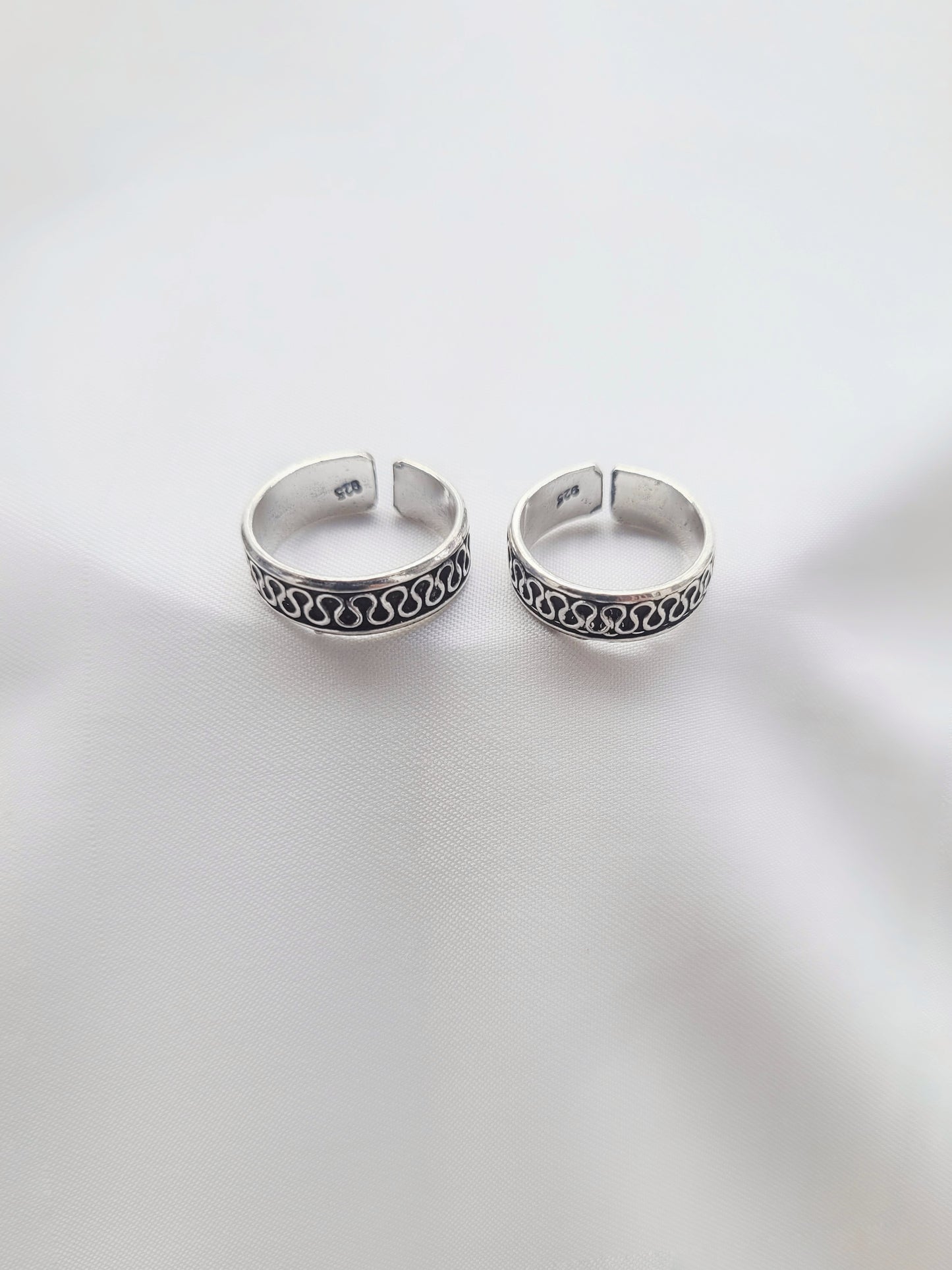Royal Wavy Toe Rings 92.5 Silver - Pair