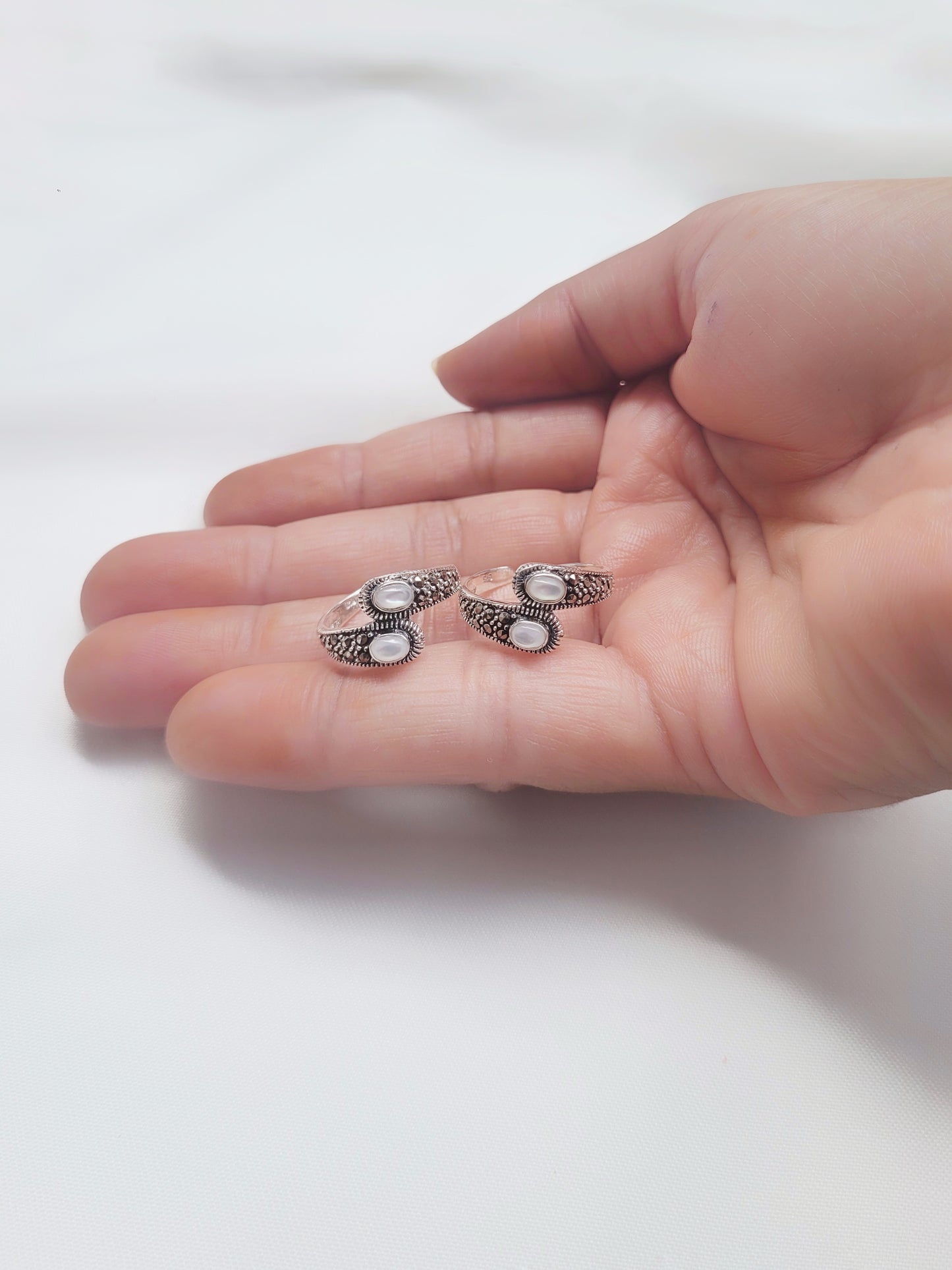 Marcasite Royal Pearl Wrap Toe Rings 92.5 Silver - Pair
