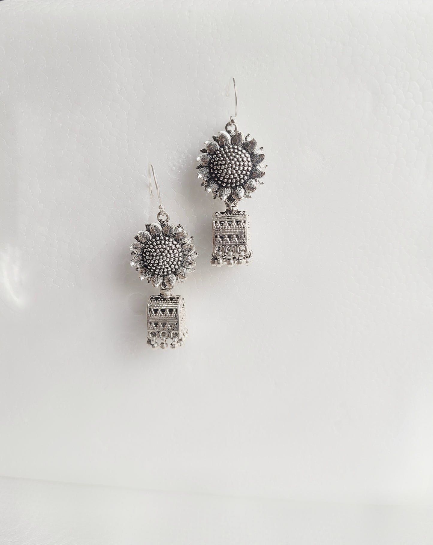 The Sunshine 92.5 Silver Nritya Jhumki Earrings