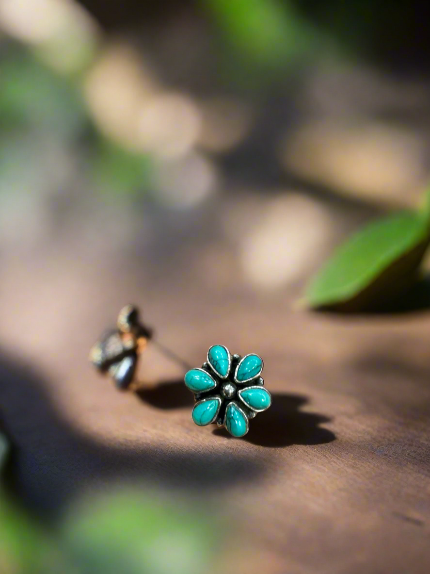 92.5 Silver Turquoise And Pink  Round Earrings