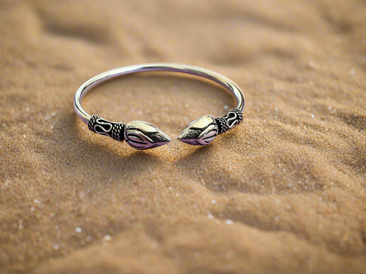 92.5 Antique Silver Lotus Bracelet