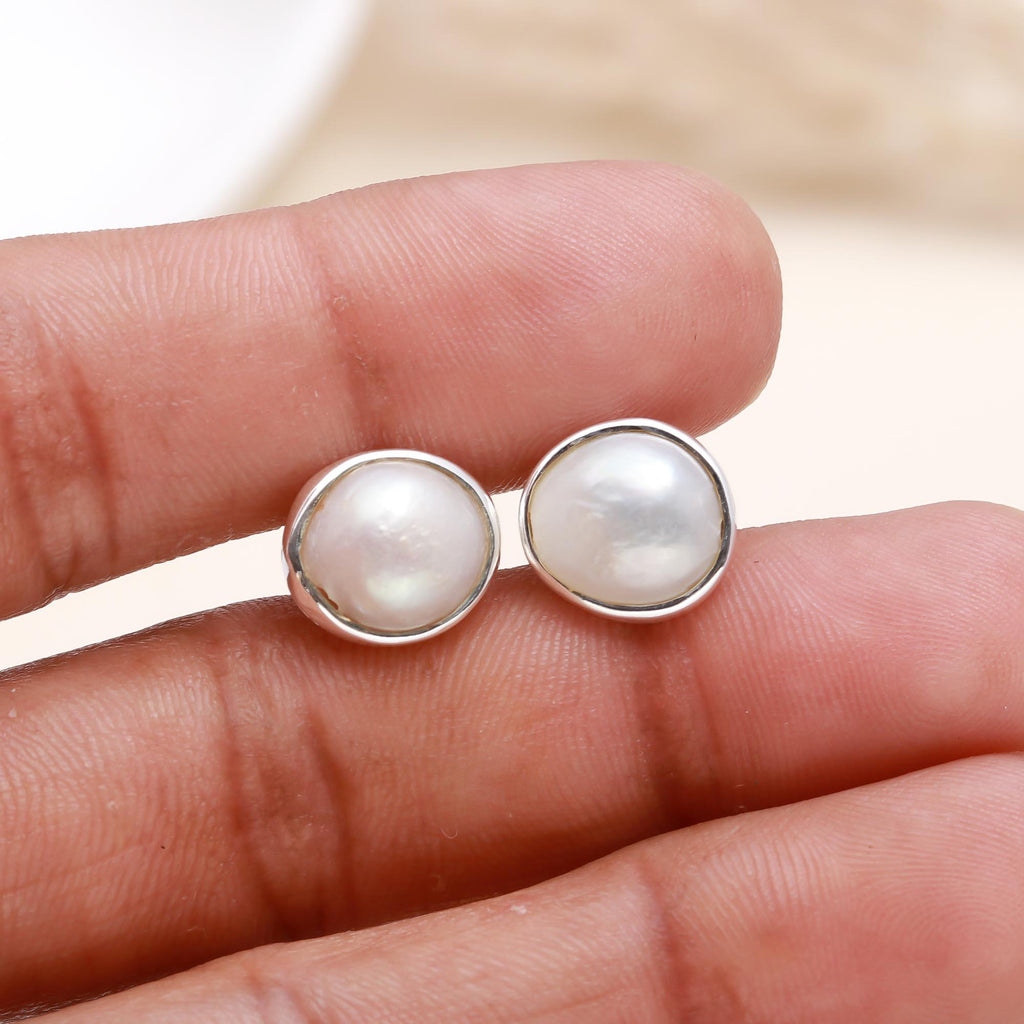 92.5 Silver White Pearl Stud Earrings