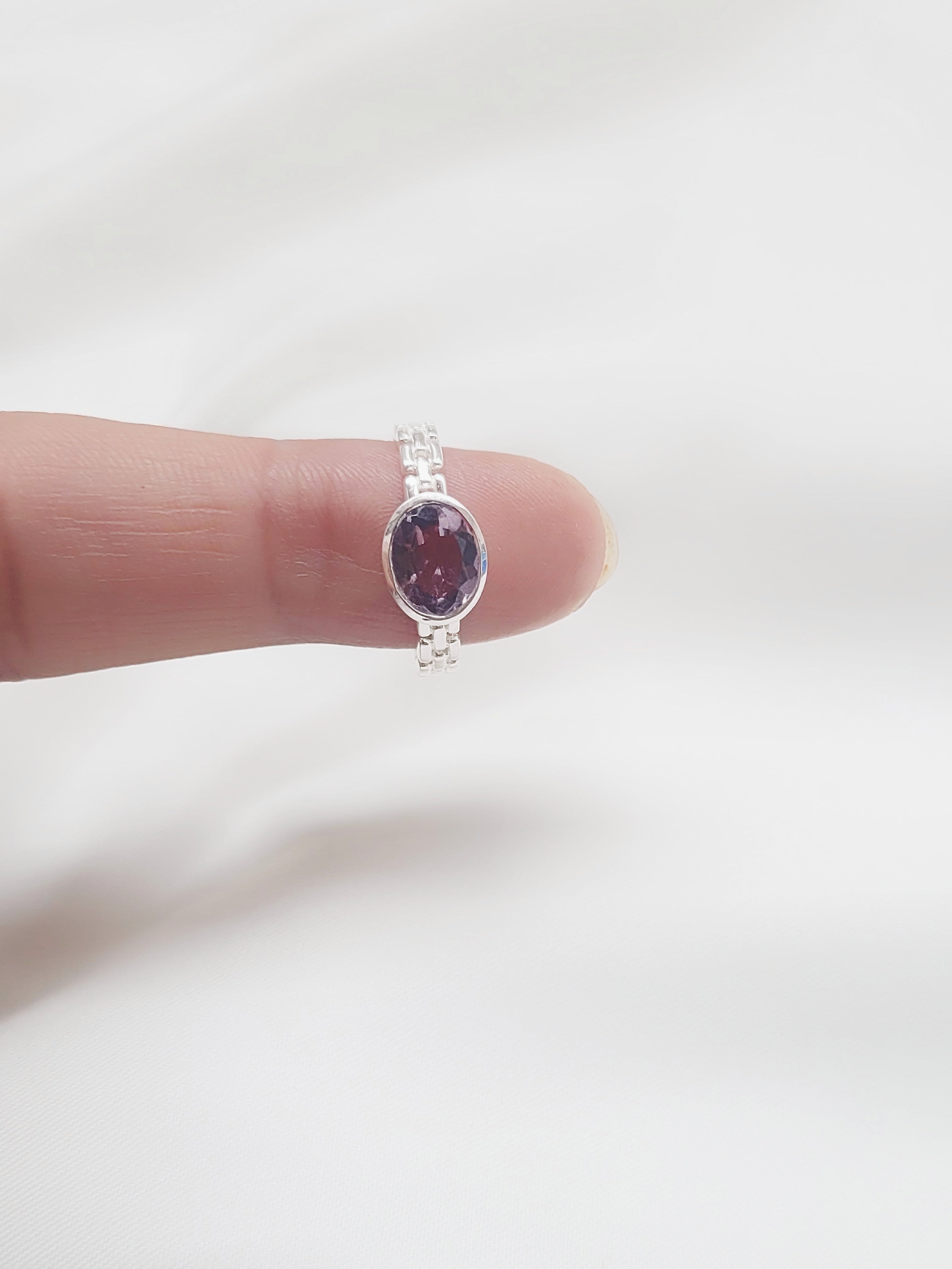 Amethyst Chain Light 92.5 Silver Handcrafted Ring