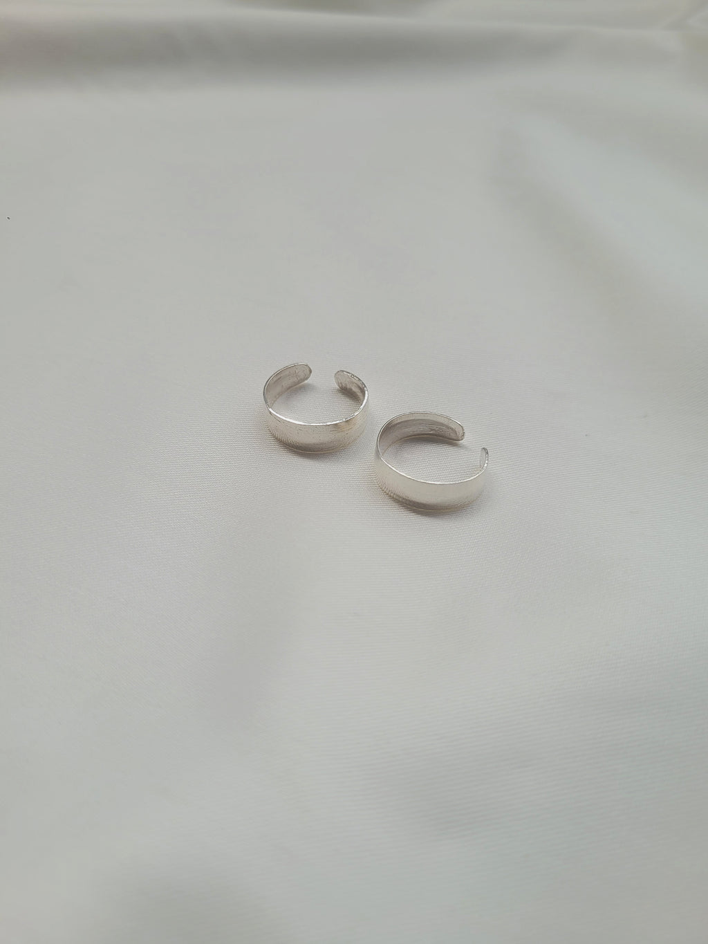 Gleam Band 92.5 Silver Toe Rings - Pair