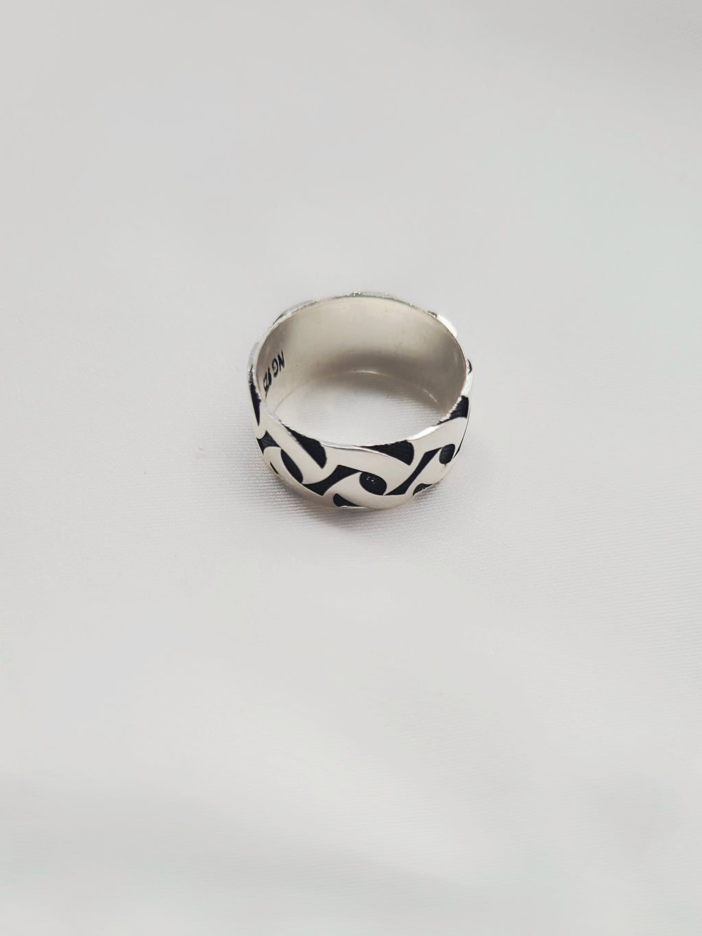 Shadow Wave Band 92.5 Silver Handcrafted Men’s Ring