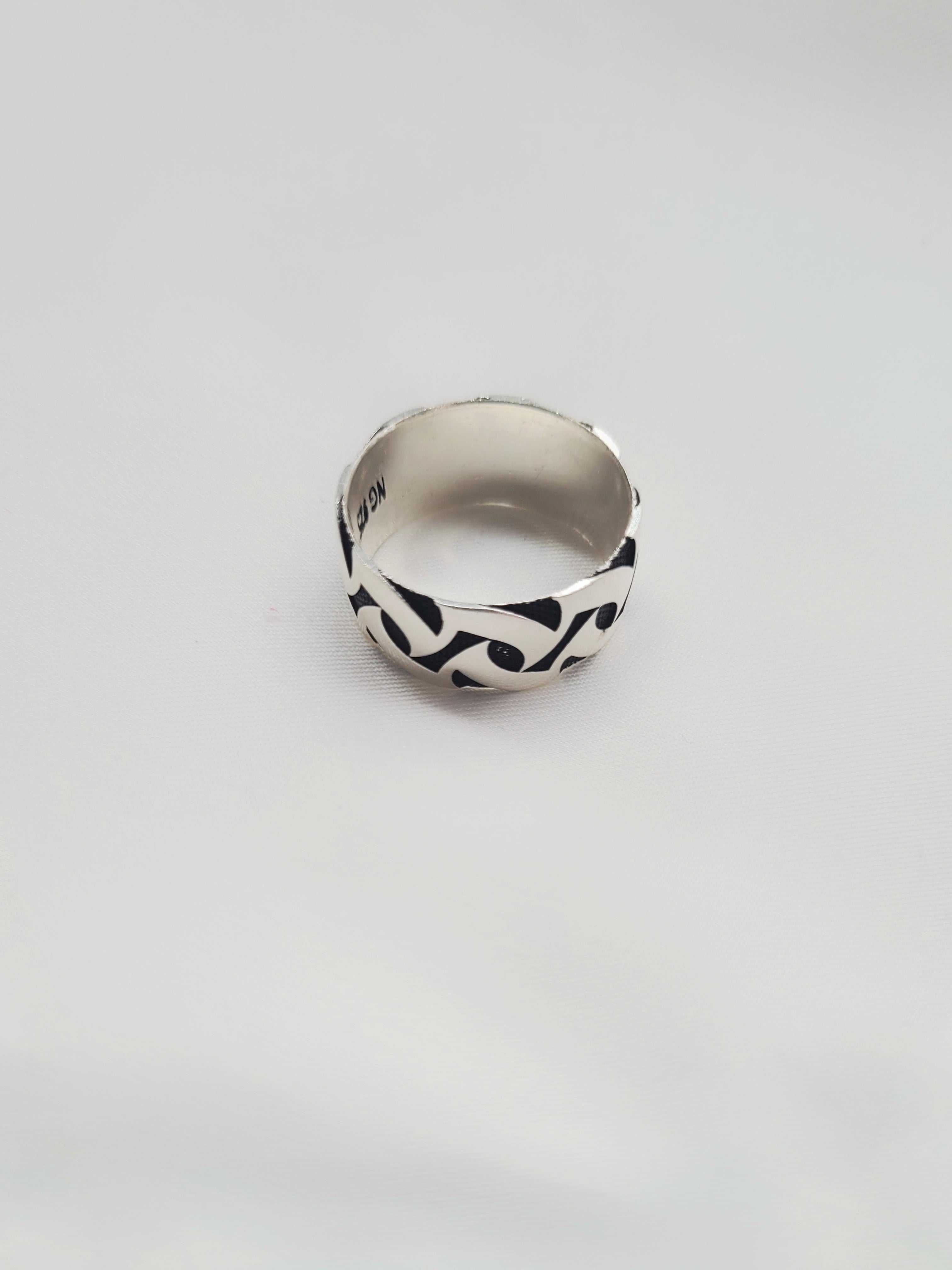 Shadow Wave Band 92.5 Silver Handcrafted Men’s Ring