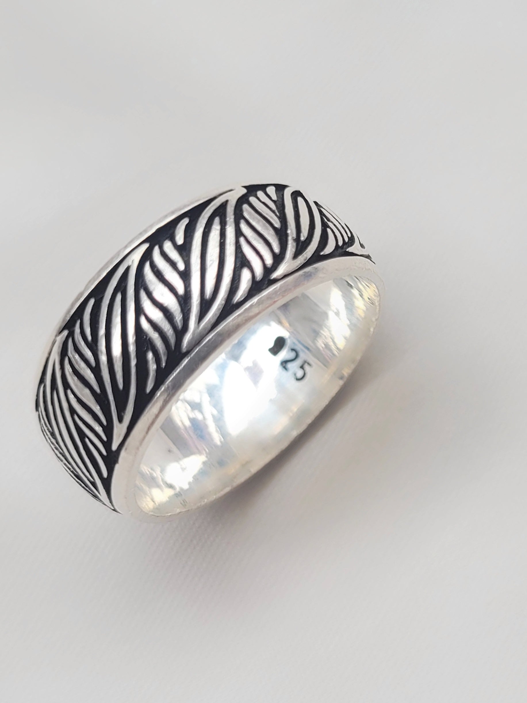Leaf Crest Band 92.5 Silver Handcrafted Men’s Ring