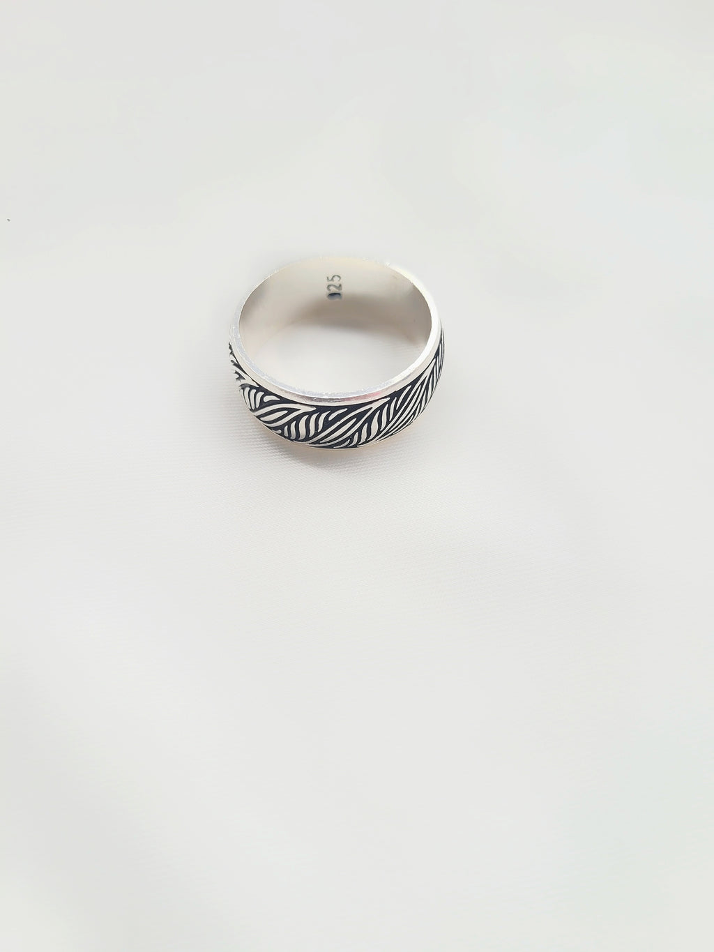 Leaf Crest Band 92.5 Silver Handcrafted Men’s Ring