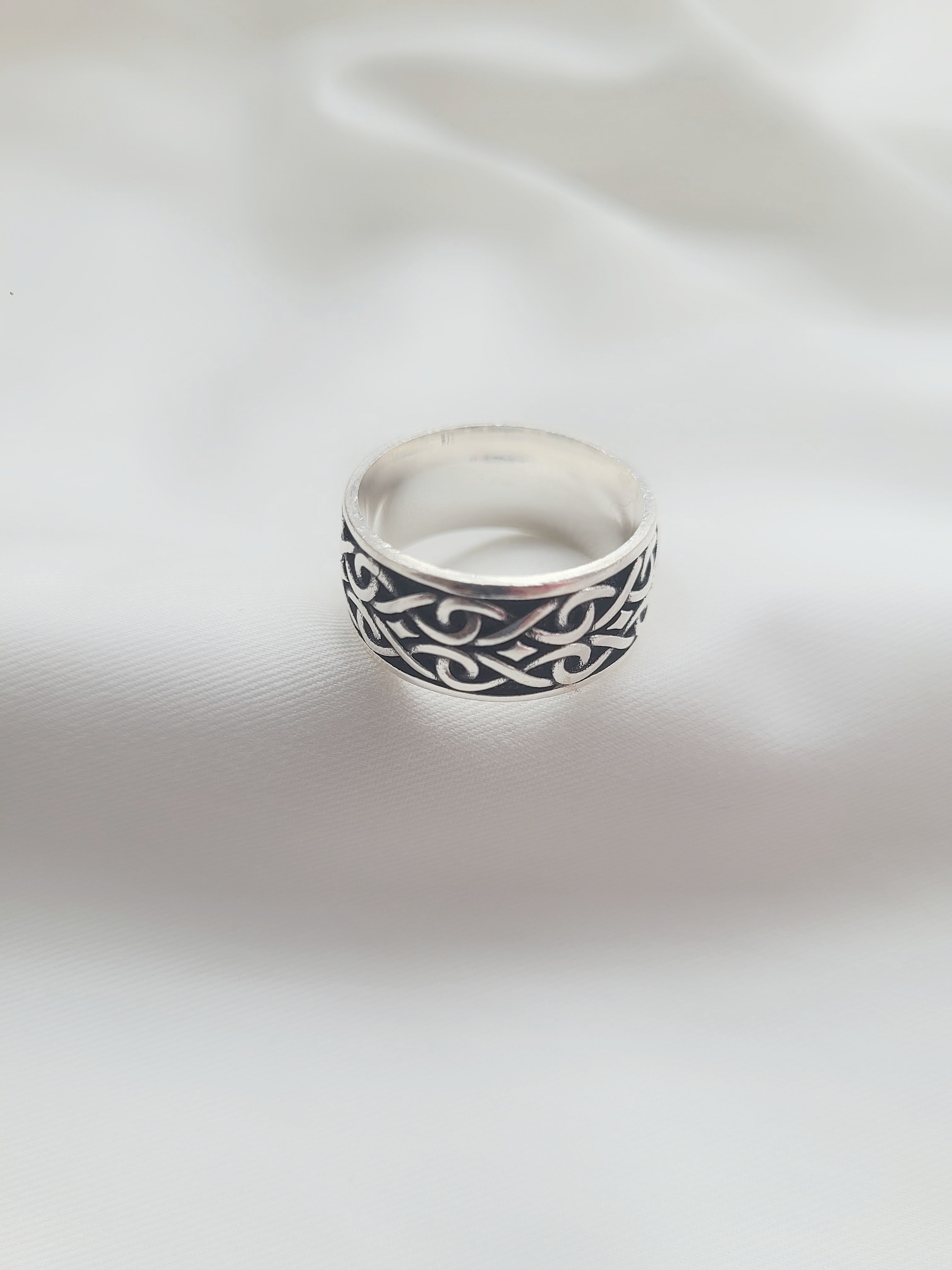 Echo Wave Band 92.5 Silver Handcrafted Ring