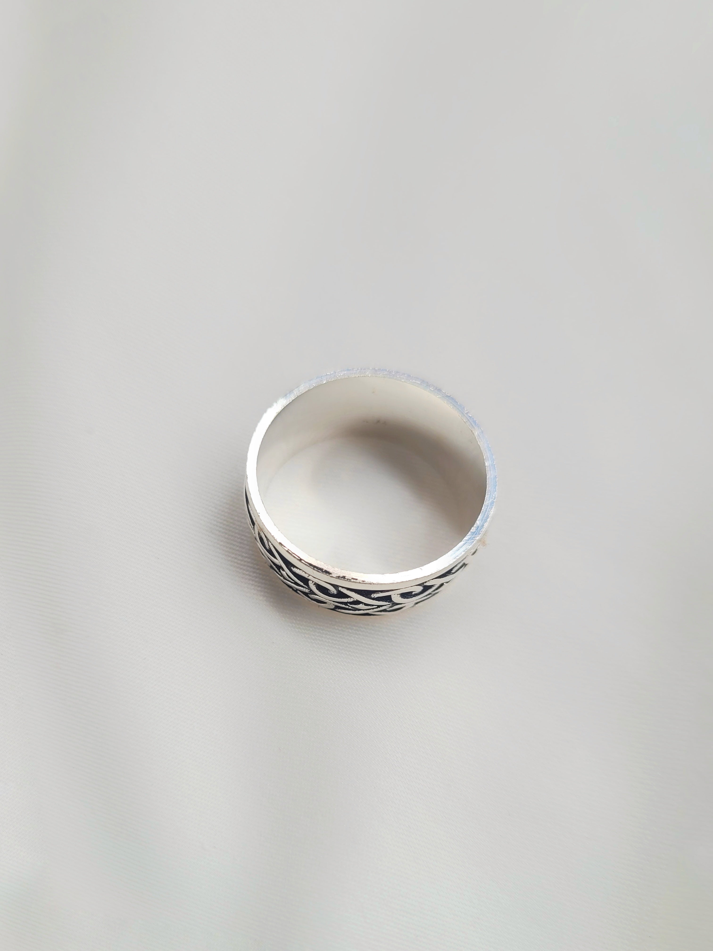 Echo Wave Band 92.5 Silver Handcrafted Ring