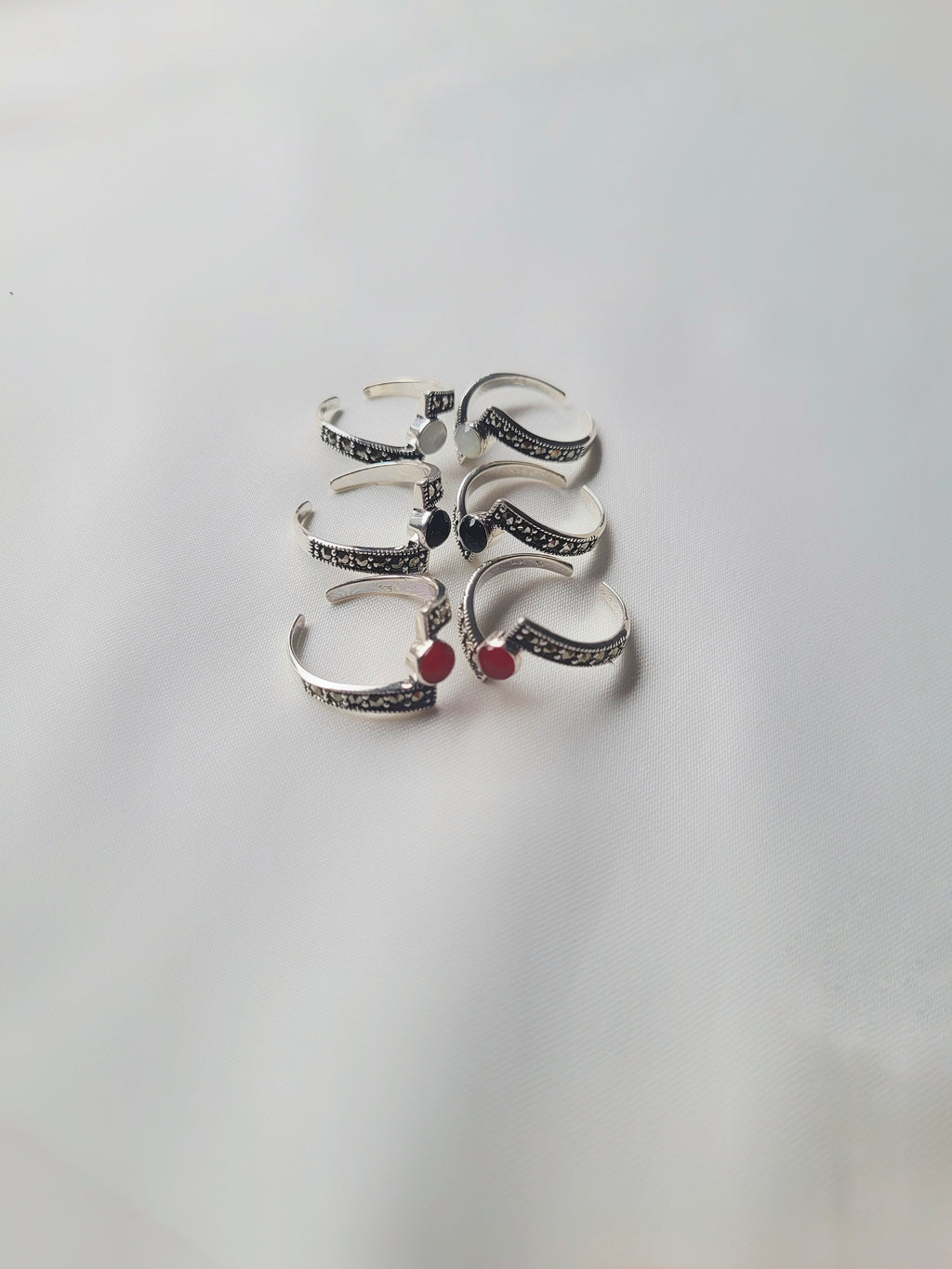 Marcasite Onyx Royal Wing Toe Rings 92.5 Silver - Pair