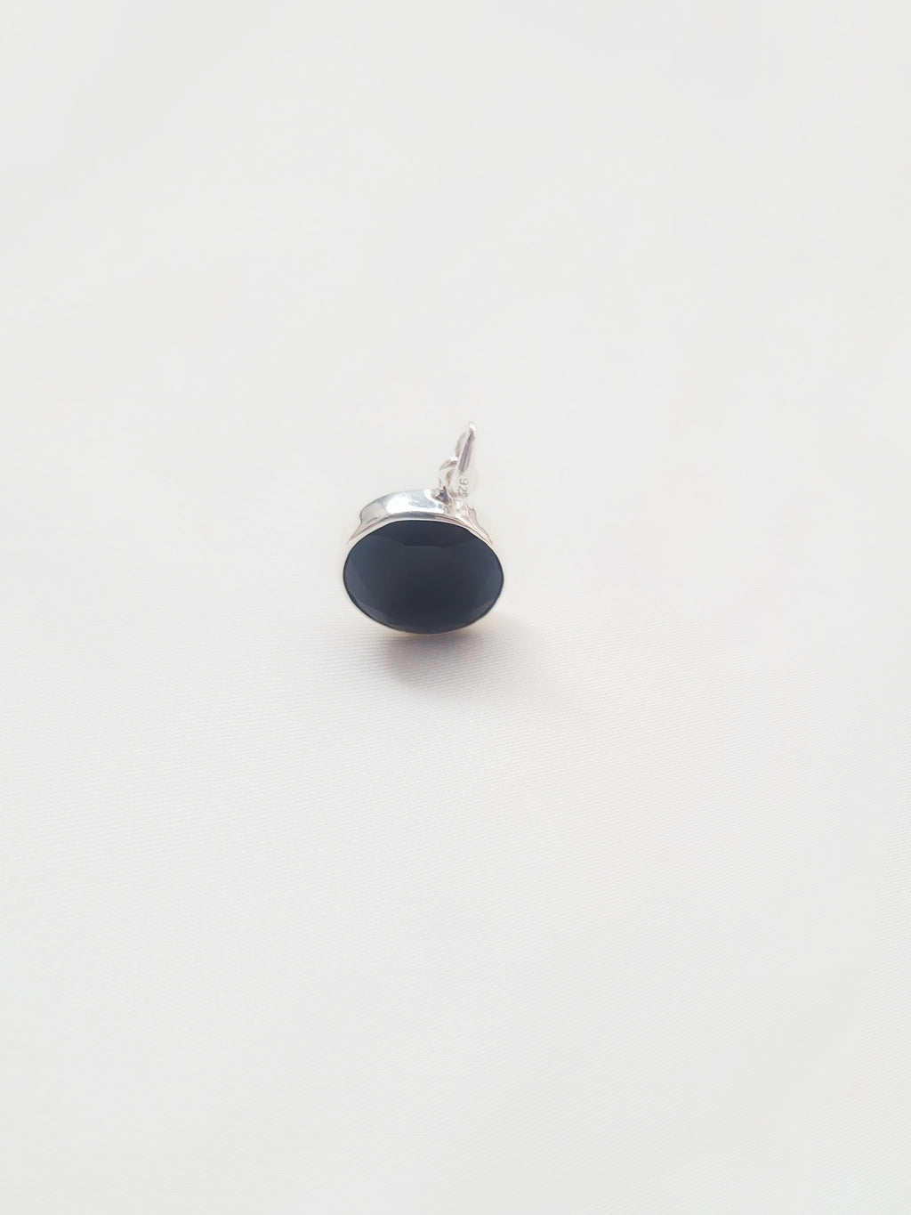 Disc Black Onyx 92.5 Silver Pendant (Without Chain)