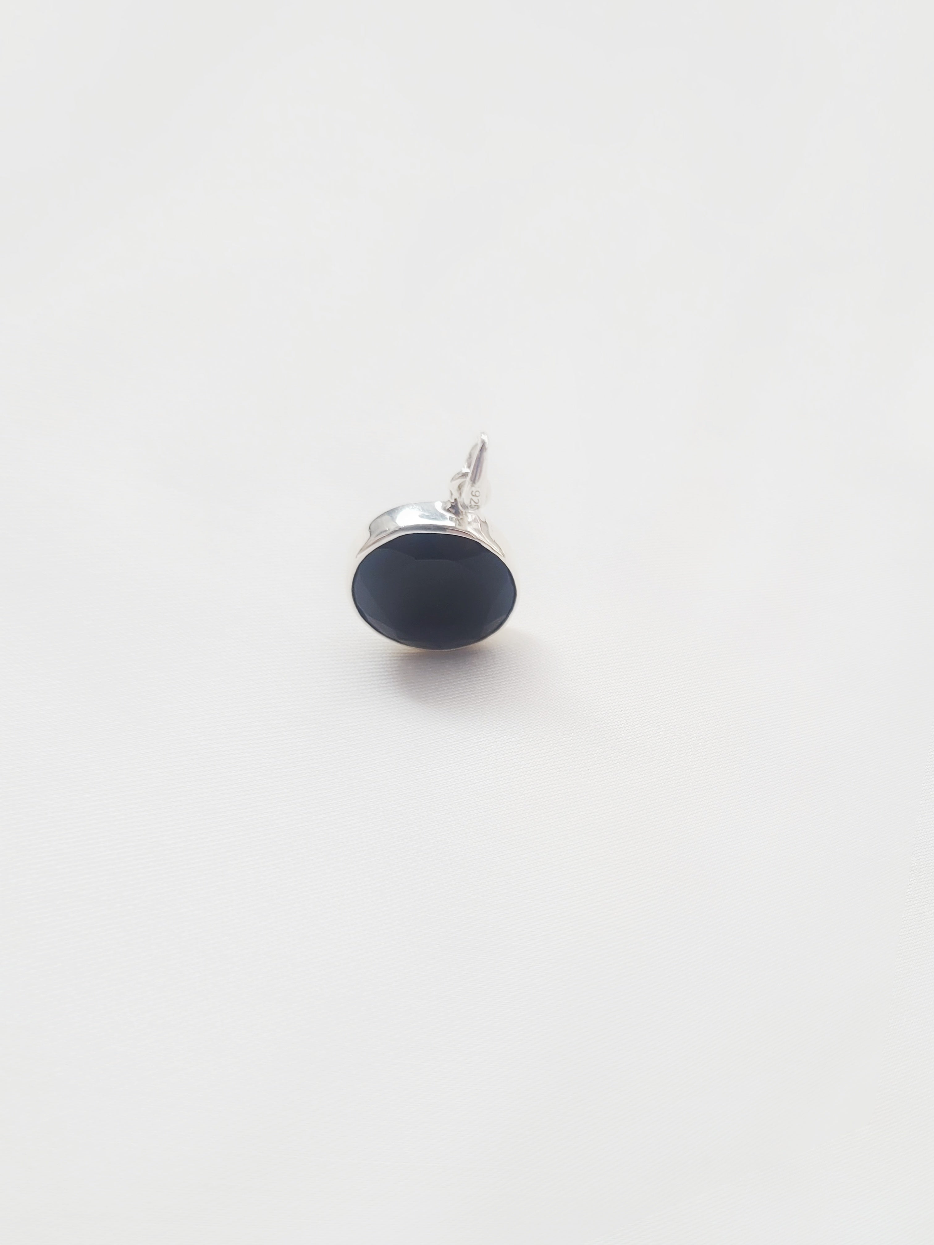 Disc Black Onyx 92.5 Silver Pendant (Without Chain)