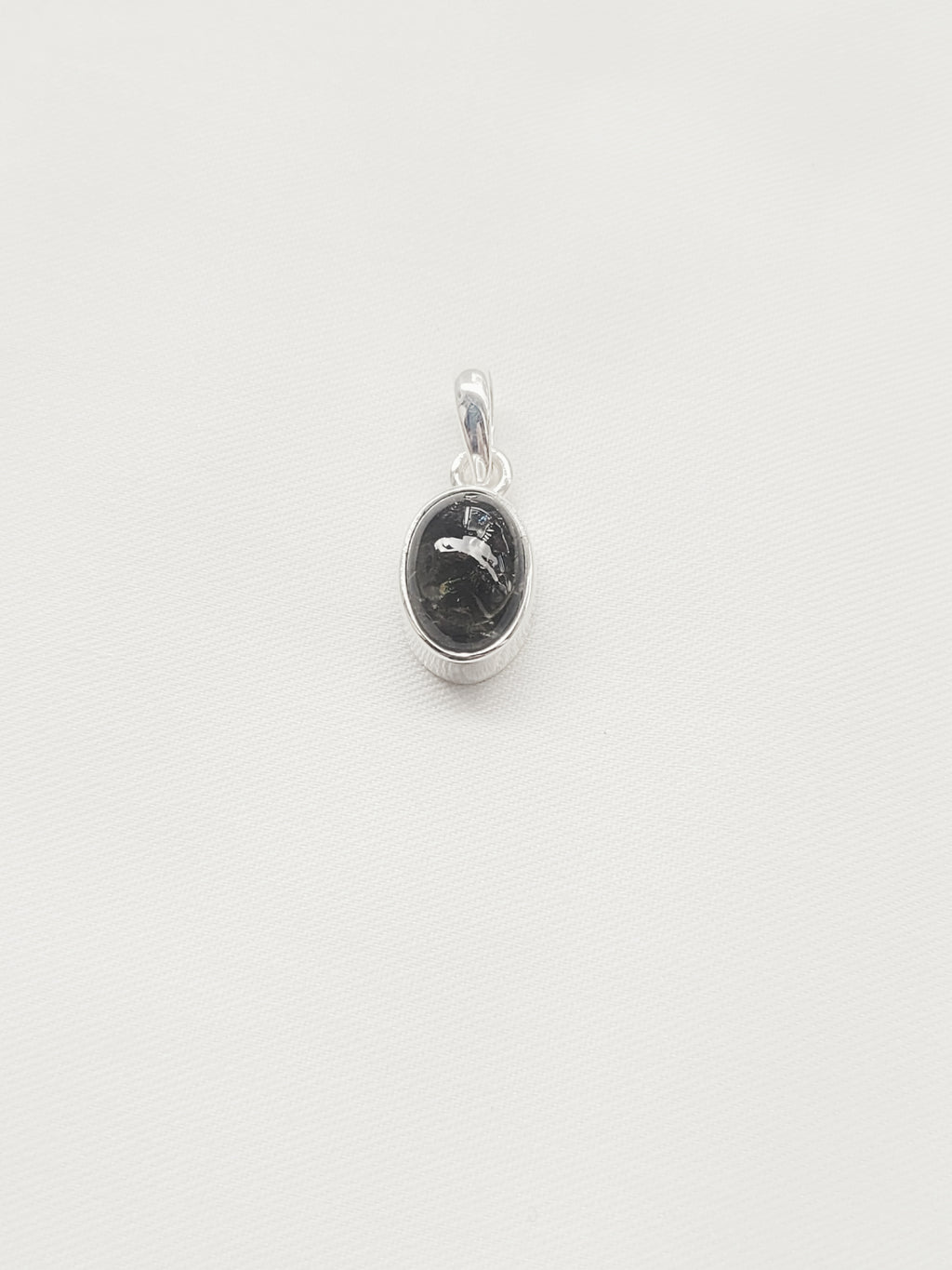 Oval Shaped Stone 92.5 Silver Pendant (Without Chain)
