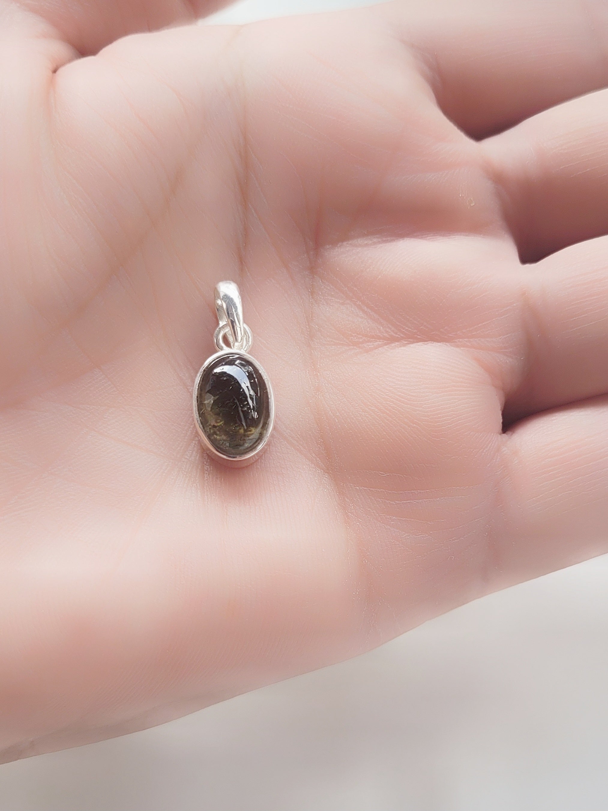 Oval Shaped Stone 92.5 Silver Pendant (Without Chain)