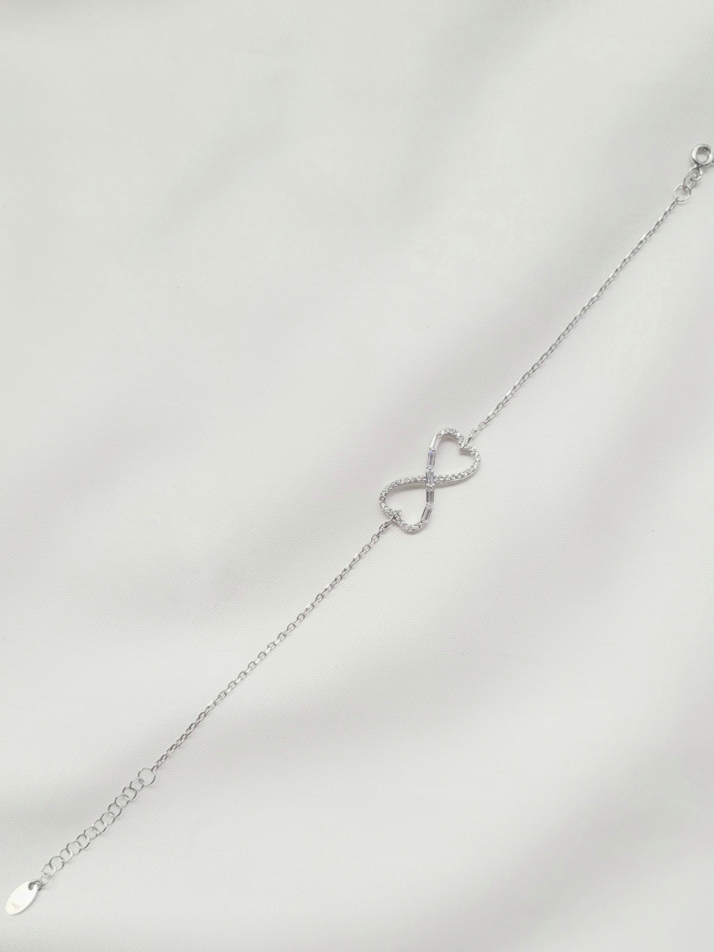 Eira Infinity – Minimalistic 92.5 Silver Double Heart Bracelet