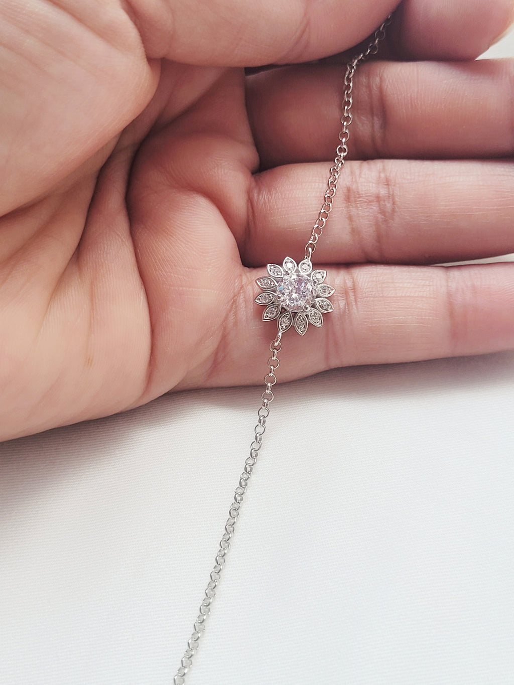 Eira Sunflower – Minimalistic 92.5 Silver Flower Bracelet
