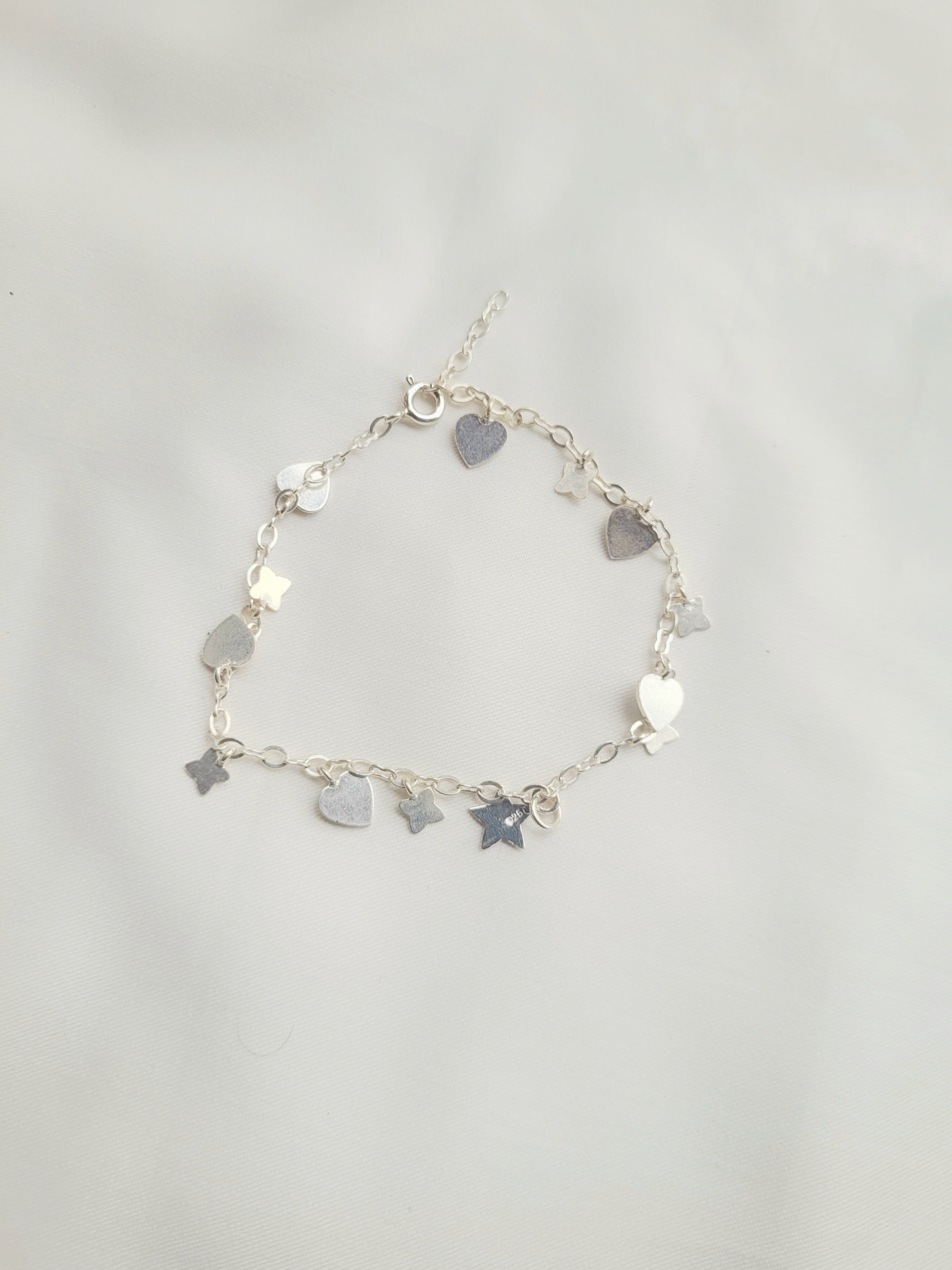 Sagarika – Heart And Clover Bracelet 92.5 Silver