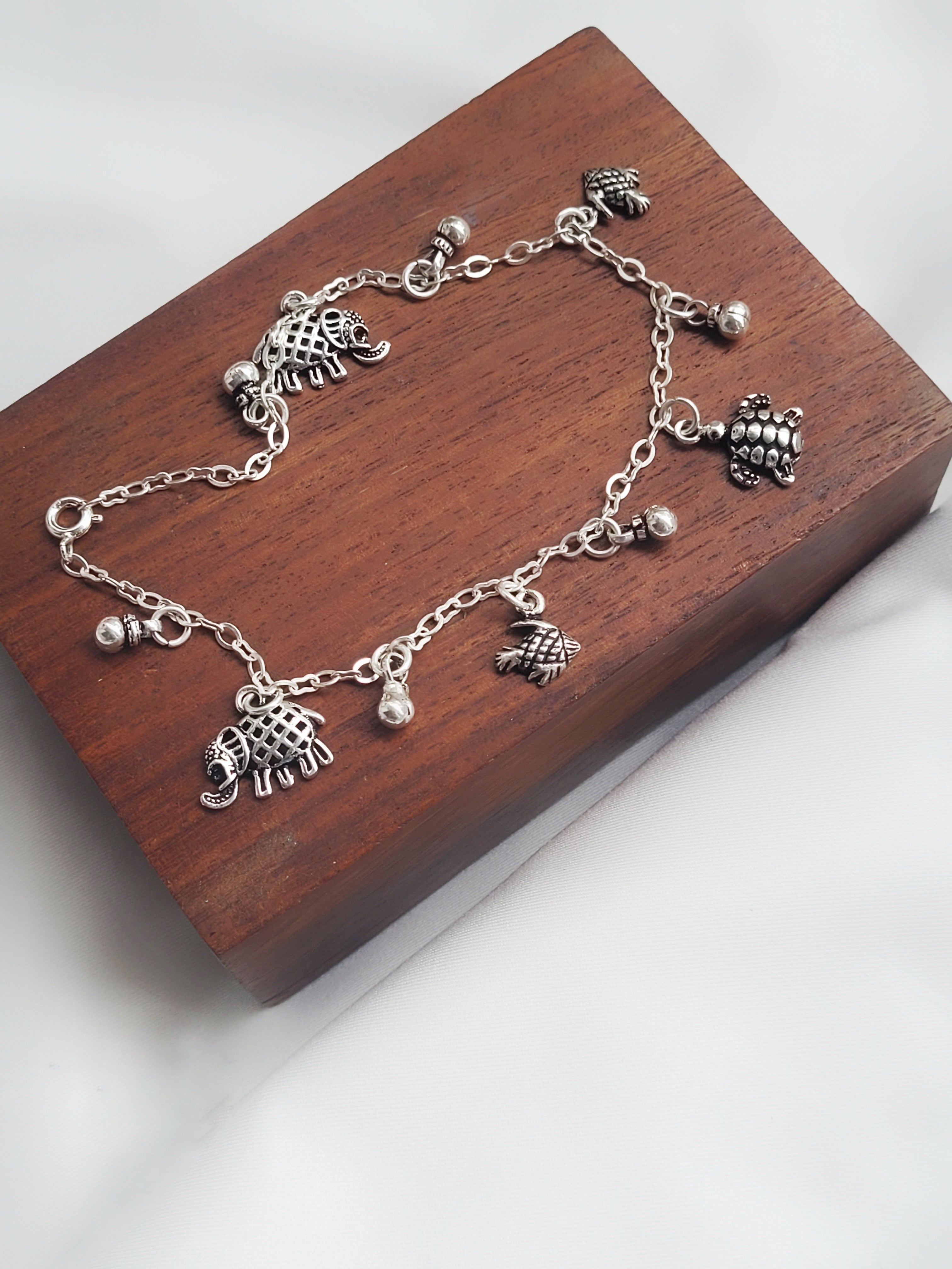 Sagarika – Animal Charm Bracelet 92.5 Silver