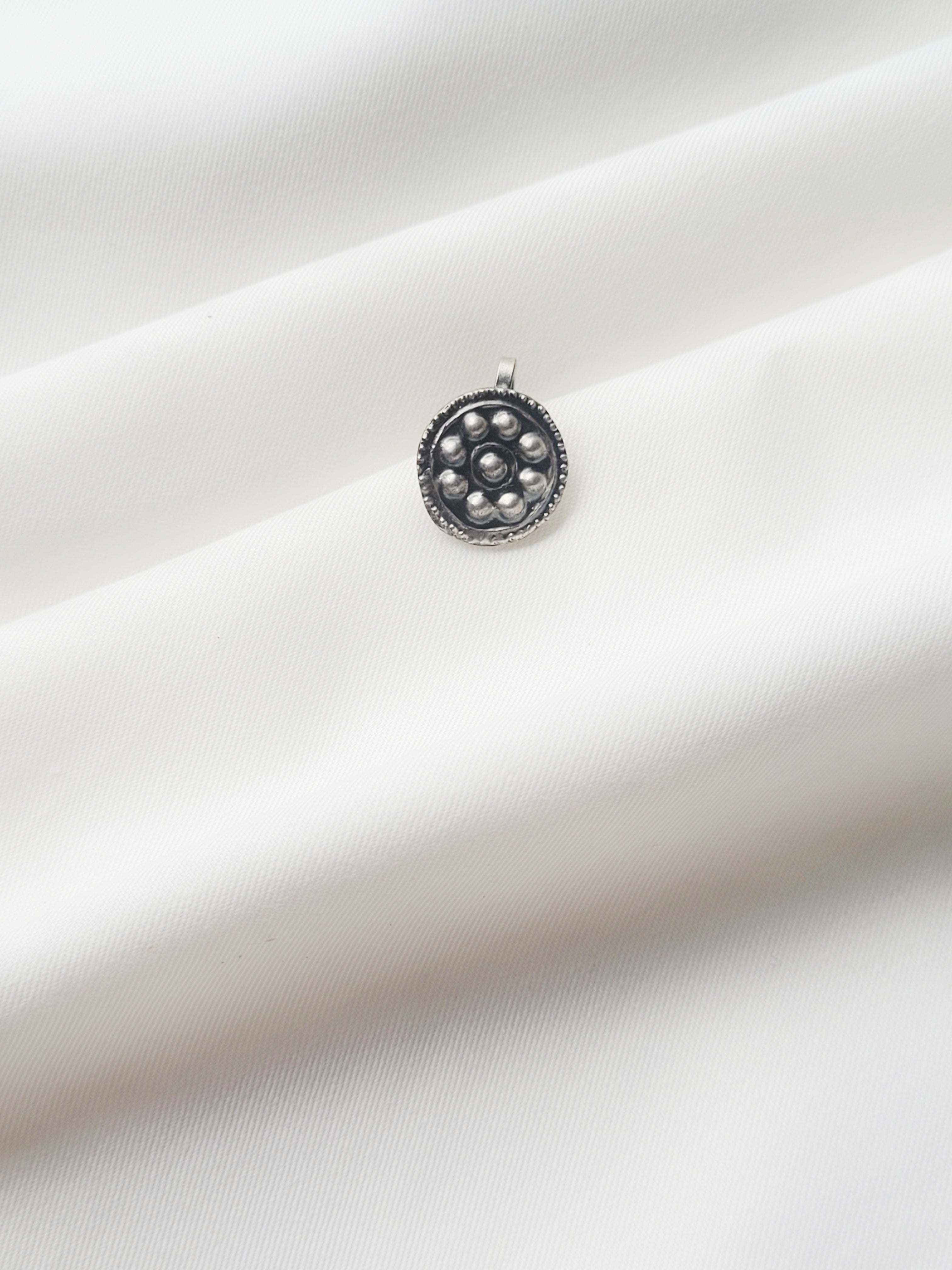 Kamal Mandal Oxidised - Clip On 92.5 Silver Nosepin