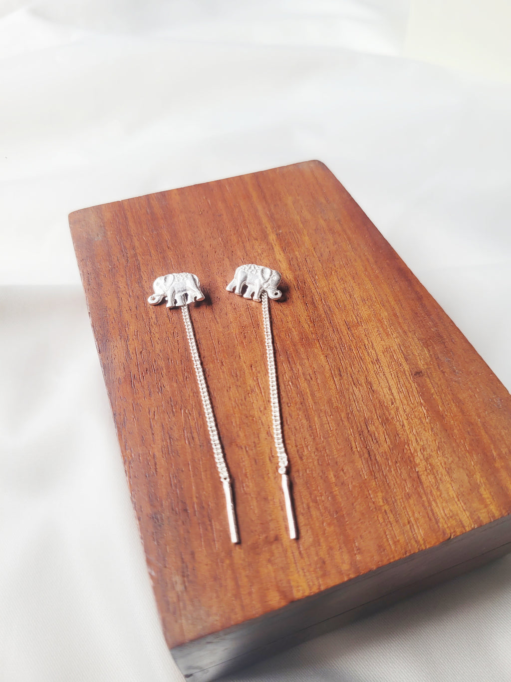 Haathi Charm Handcrafted 92.5 Silver Sui Dhaga Threader Earrings