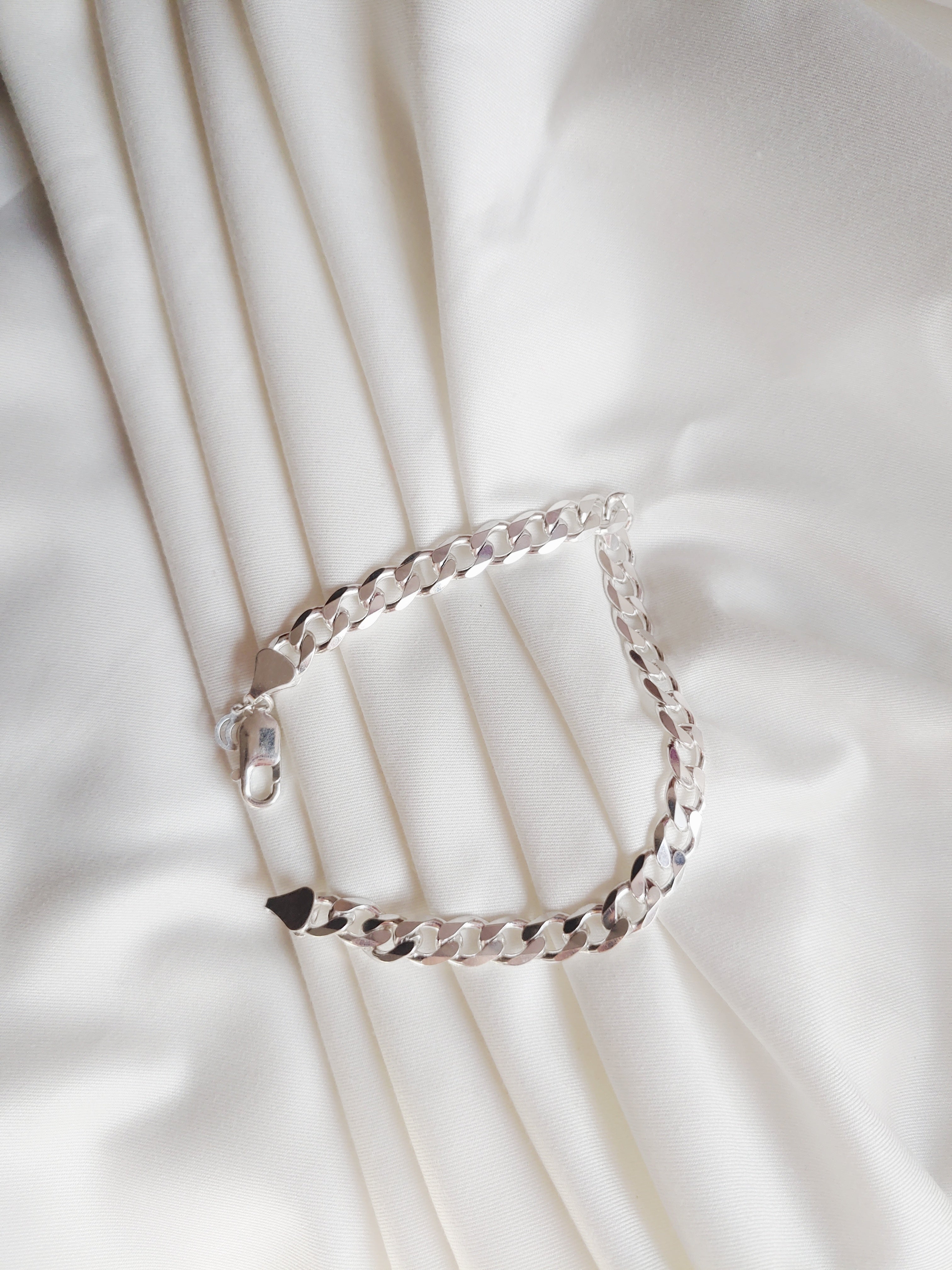 Silver Nova Minimalistic Men's 92.5 Bracelet