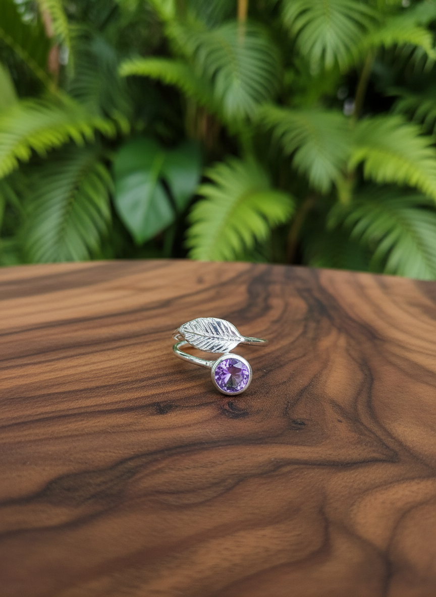 Ardhashakti Amethyst Stone Leafy 92.5 Silver Ring