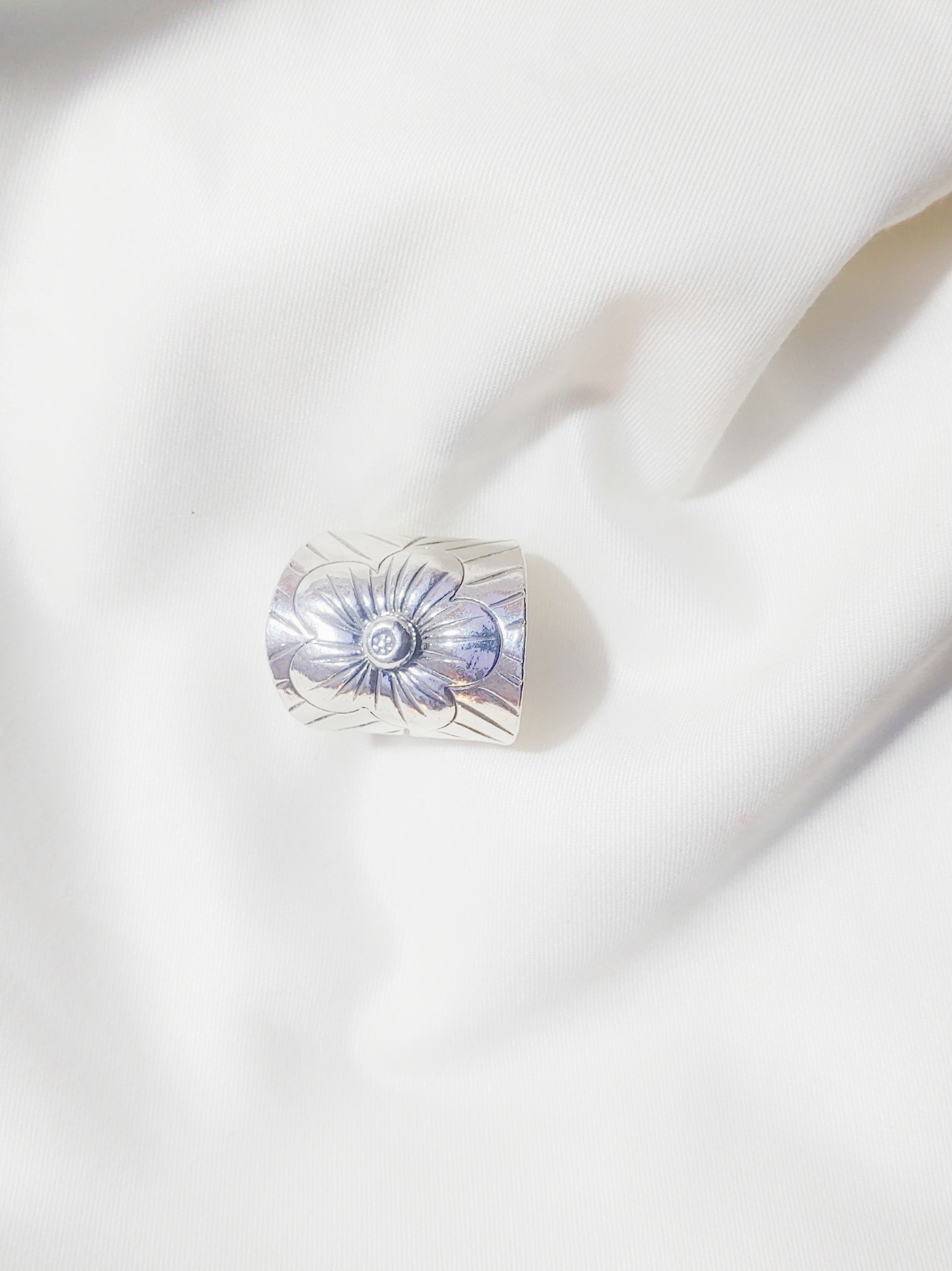 Bloom Crest Traditional 92.5 Silver Adjustable Ring