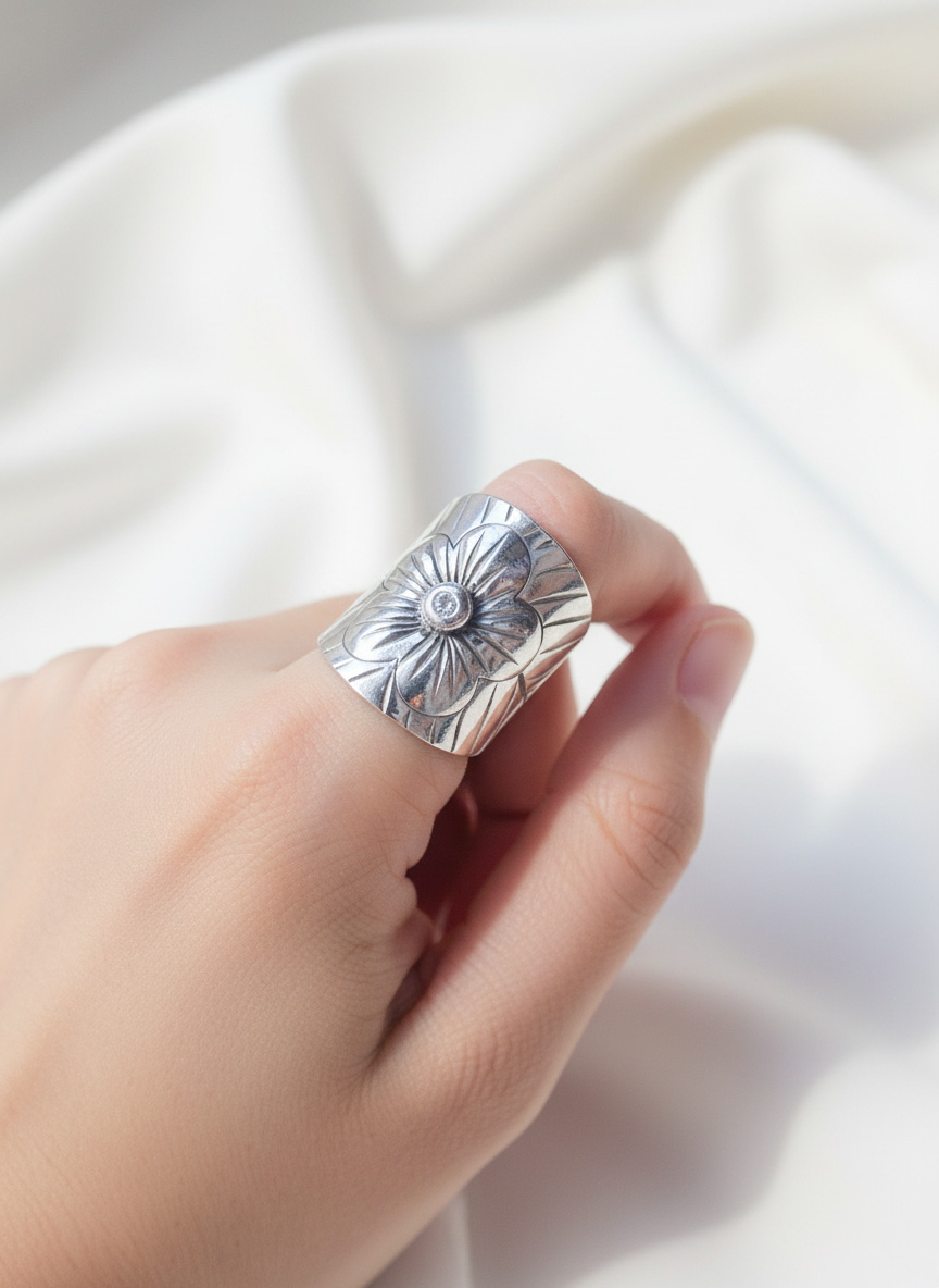 Bloom Crest Traditional 92.5 Silver Adjustable Ring