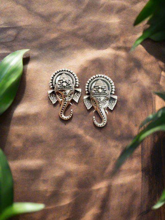Vighnaharta 92.5 Silver Ganesha Studs