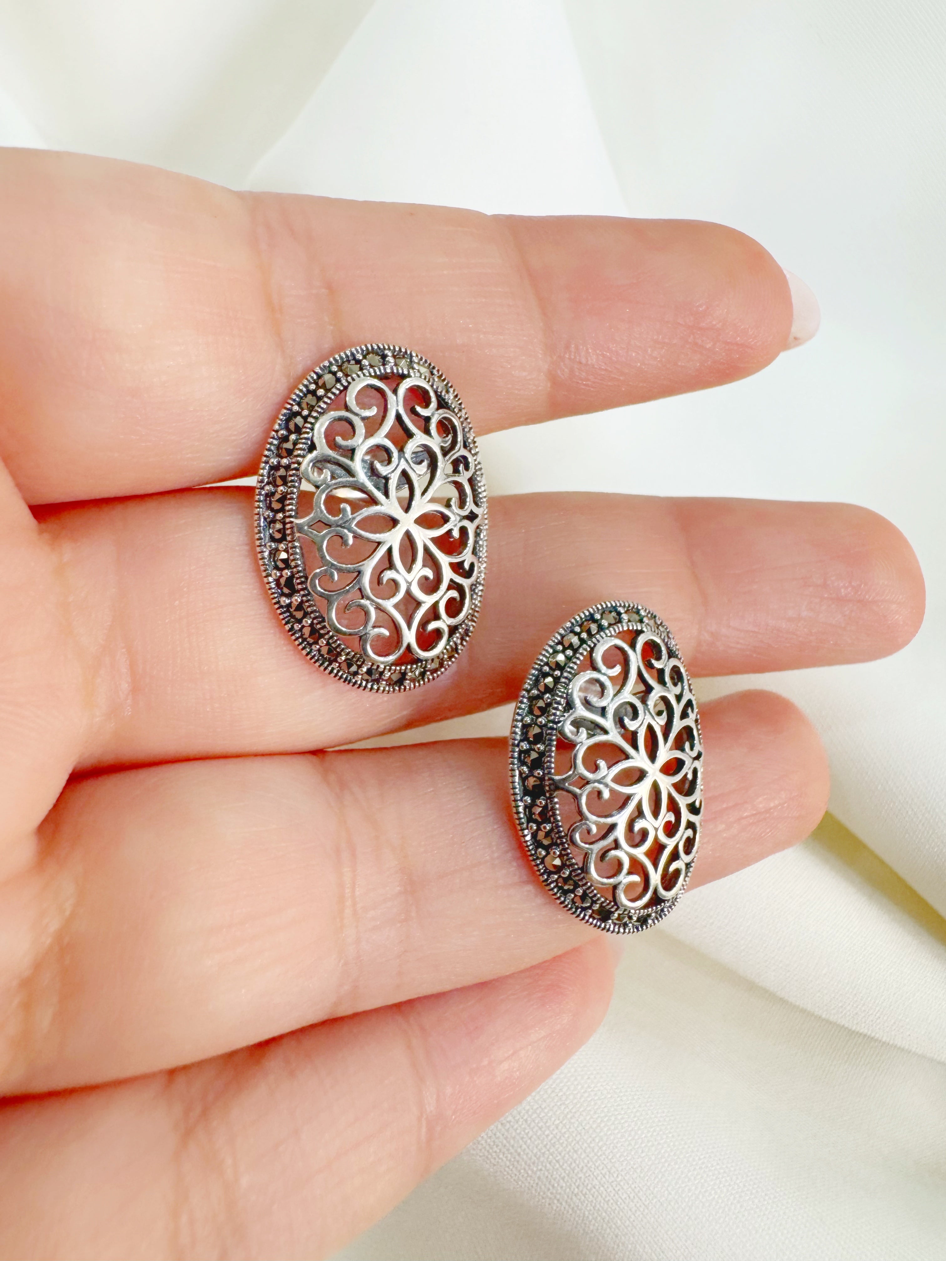 Vintage Nakshi 92.5 Silver Marcasite Stud Earrings