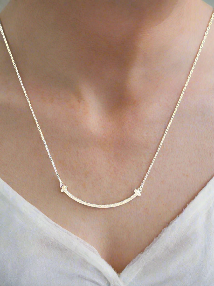 Silver Pendant Minimalistic Necklace