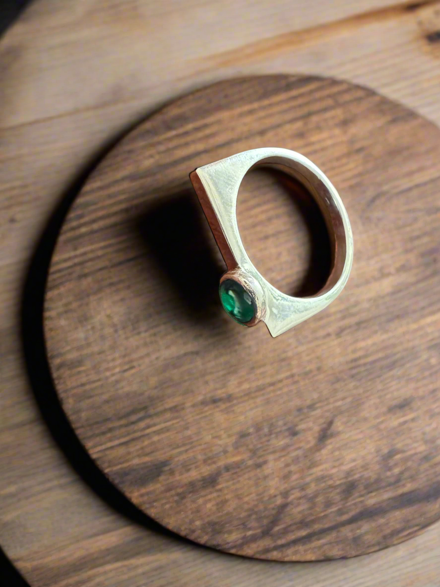 Sach - Flat Top Ring With Green Stone 92.5 Silver Ring