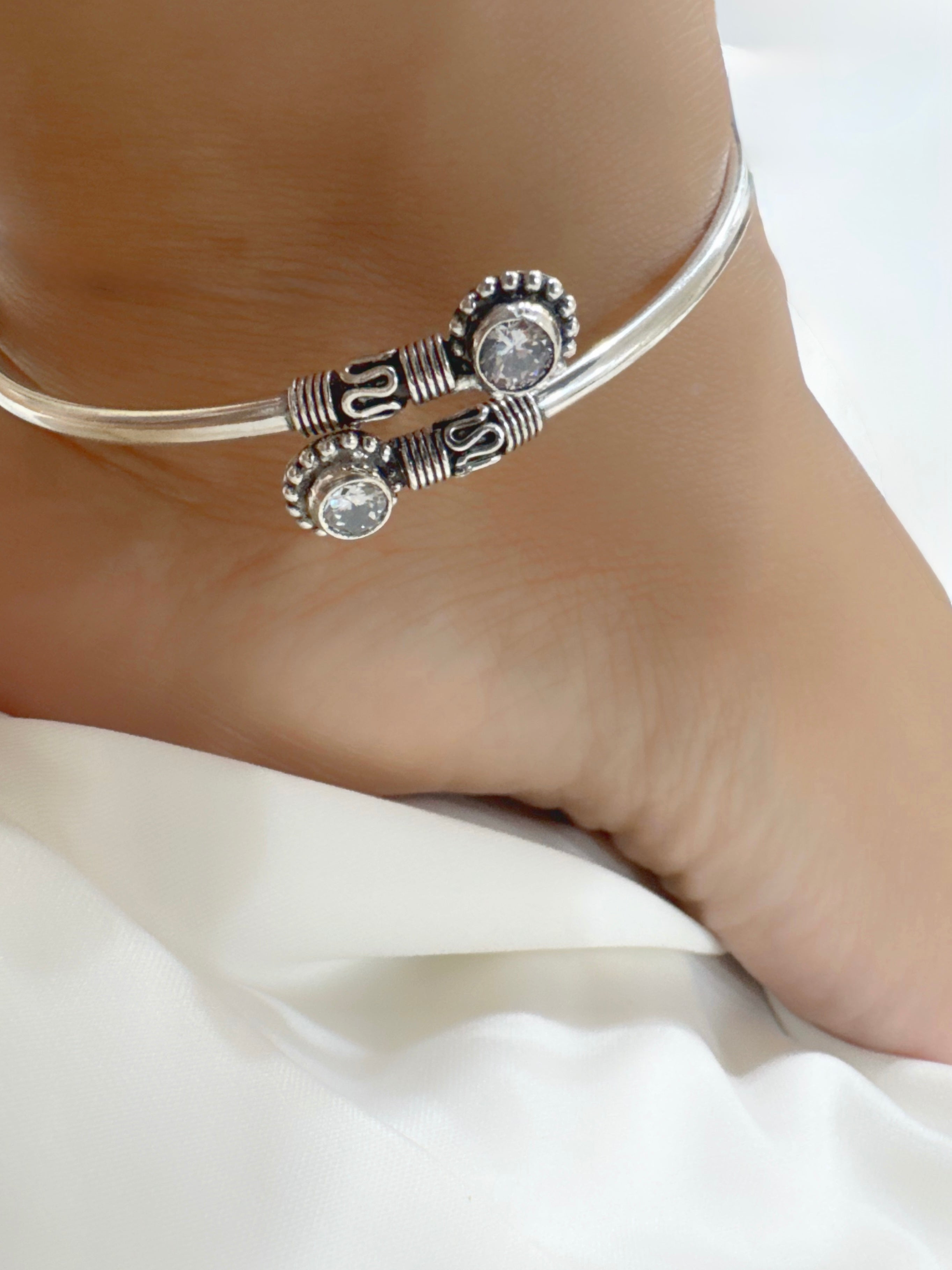 Stone Studded 92.5 Silver Kada Anklet (Single Piece)