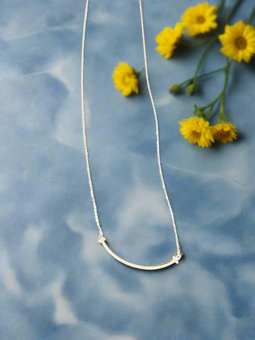 Silver Pendant Minimalistic Necklace