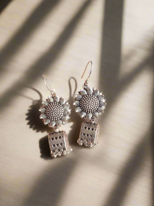 The Sunshine 92.5 Silver Nritya Jhumki Earrings